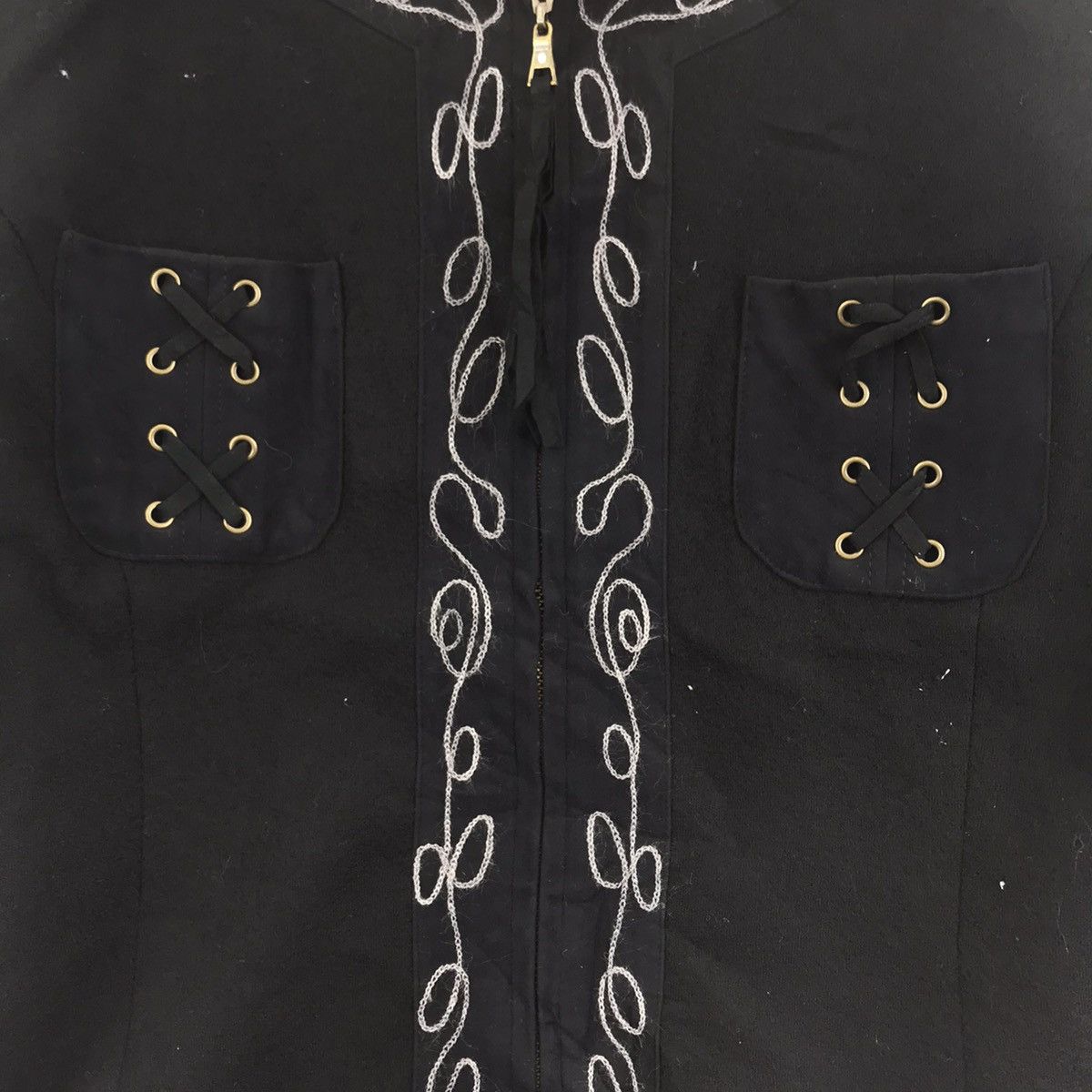 Japanese Brand CHARTREUSE Japanese Brand Embroidery Design Blazer Coat Size S / US 4 / IT 40 - 4 Thumbnail