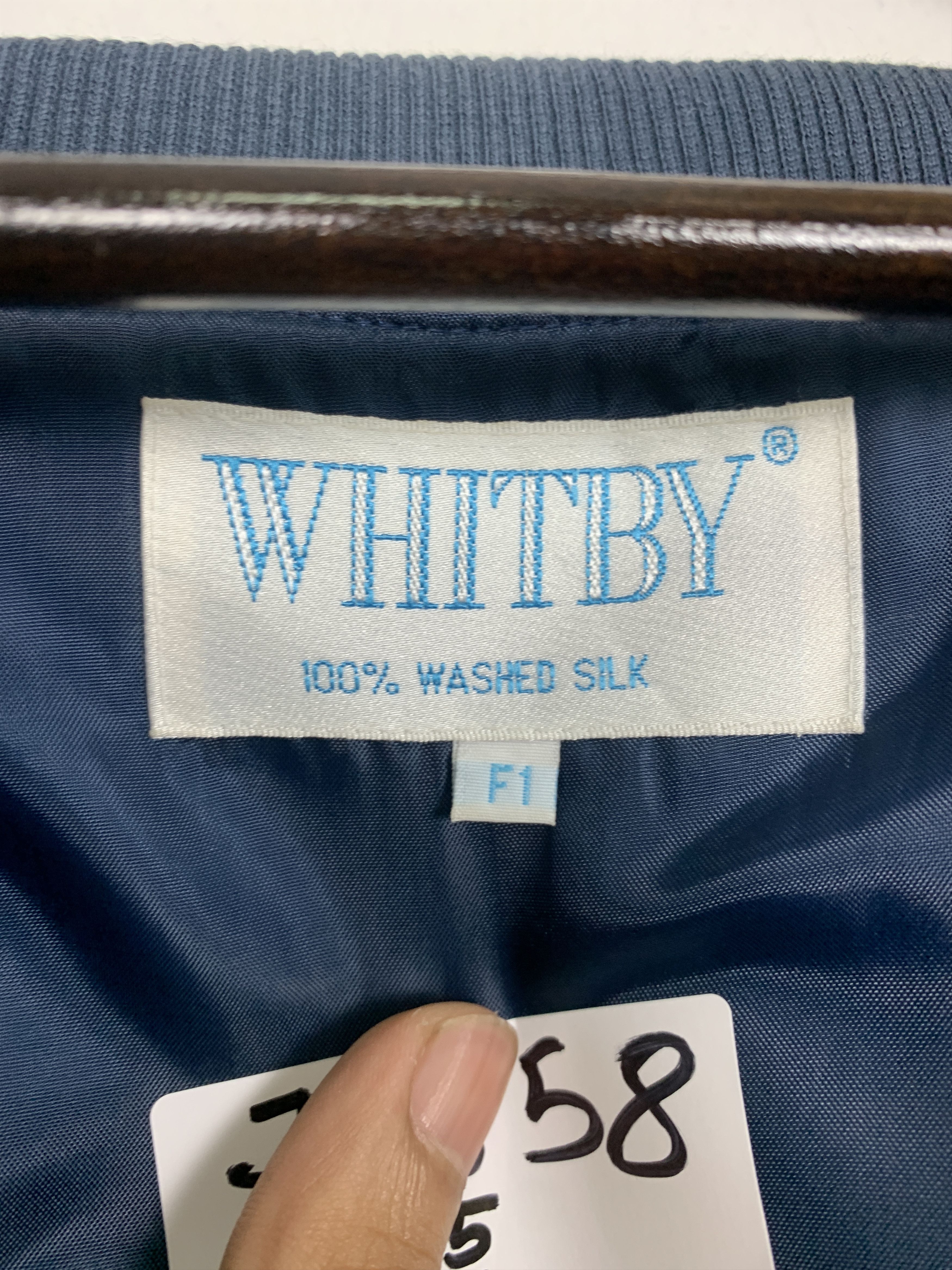Japanese Brand Vintage WHITBY Quilted Bombers Jacket J0858 Size US M / EU 48-50 / 2 - 11 Thumbnail