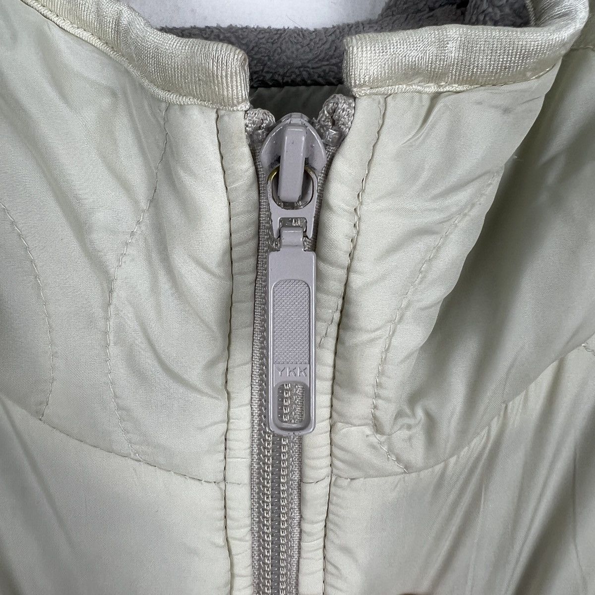 Uniqlo Vintage Uniqlo Quilted Hoodie Jacket J0080 Size US S / EU 44-46 / 1 - 4 Thumbnail