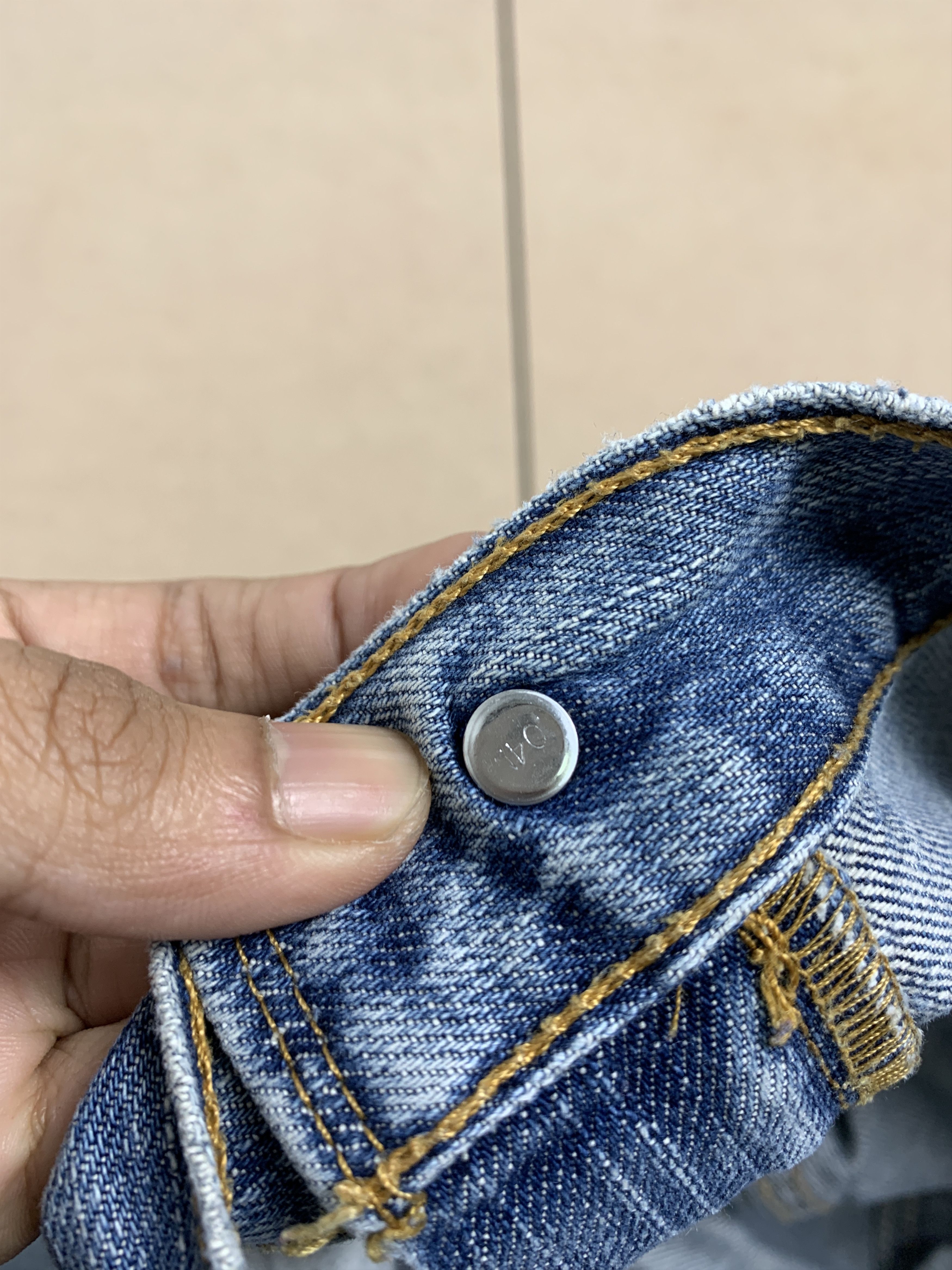 Levi's × Vintage Vintage Levis 569 Straight Cut Distressed Mid Wash Jeans Size US 34 / EU 50 - 9 Thumbnail