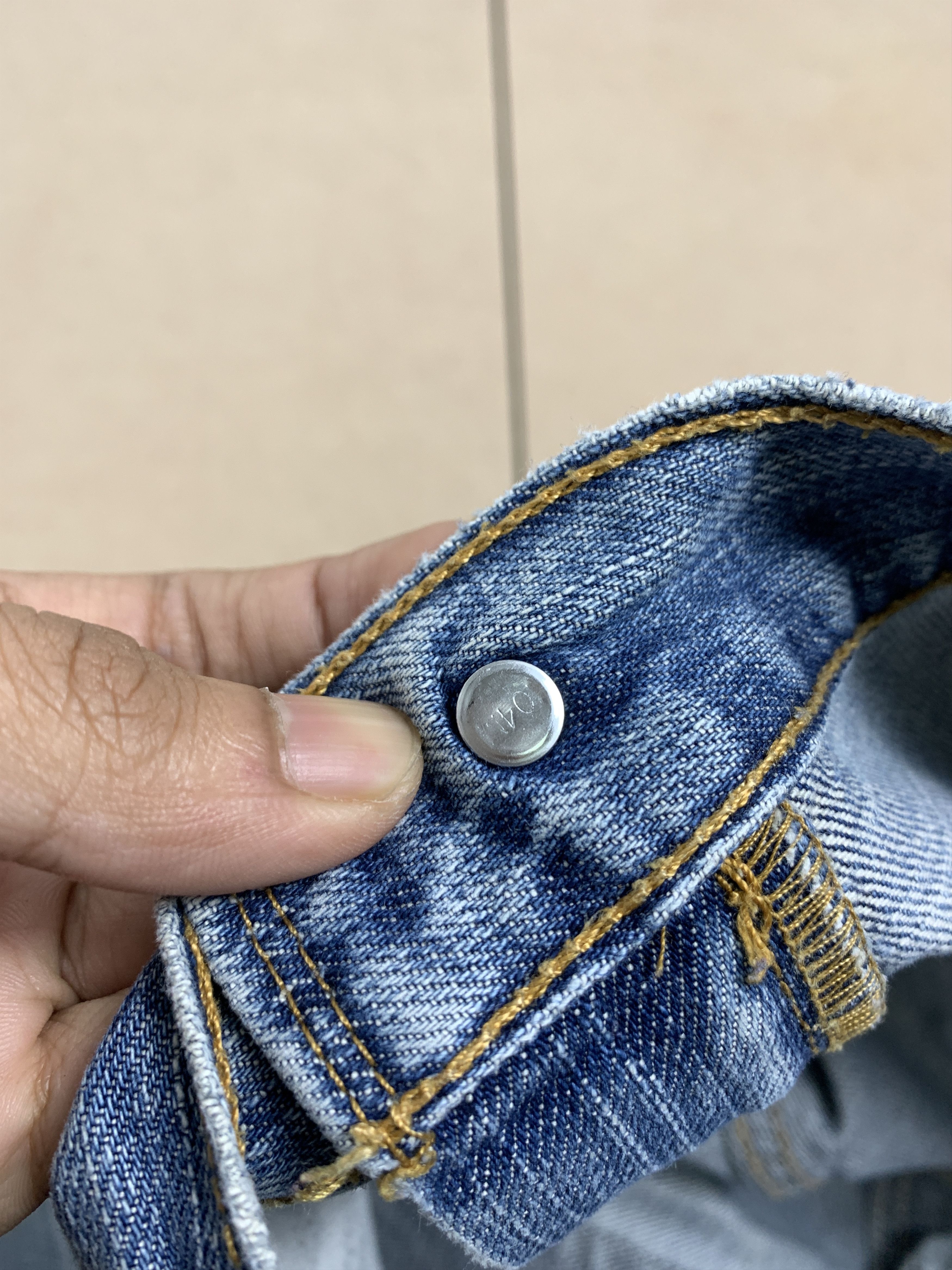 Levi's × Vintage Vintage Levis 569 Straight Cut Distressed Mid Wash Jeans Size US 34 / EU 50 - 10 Thumbnail