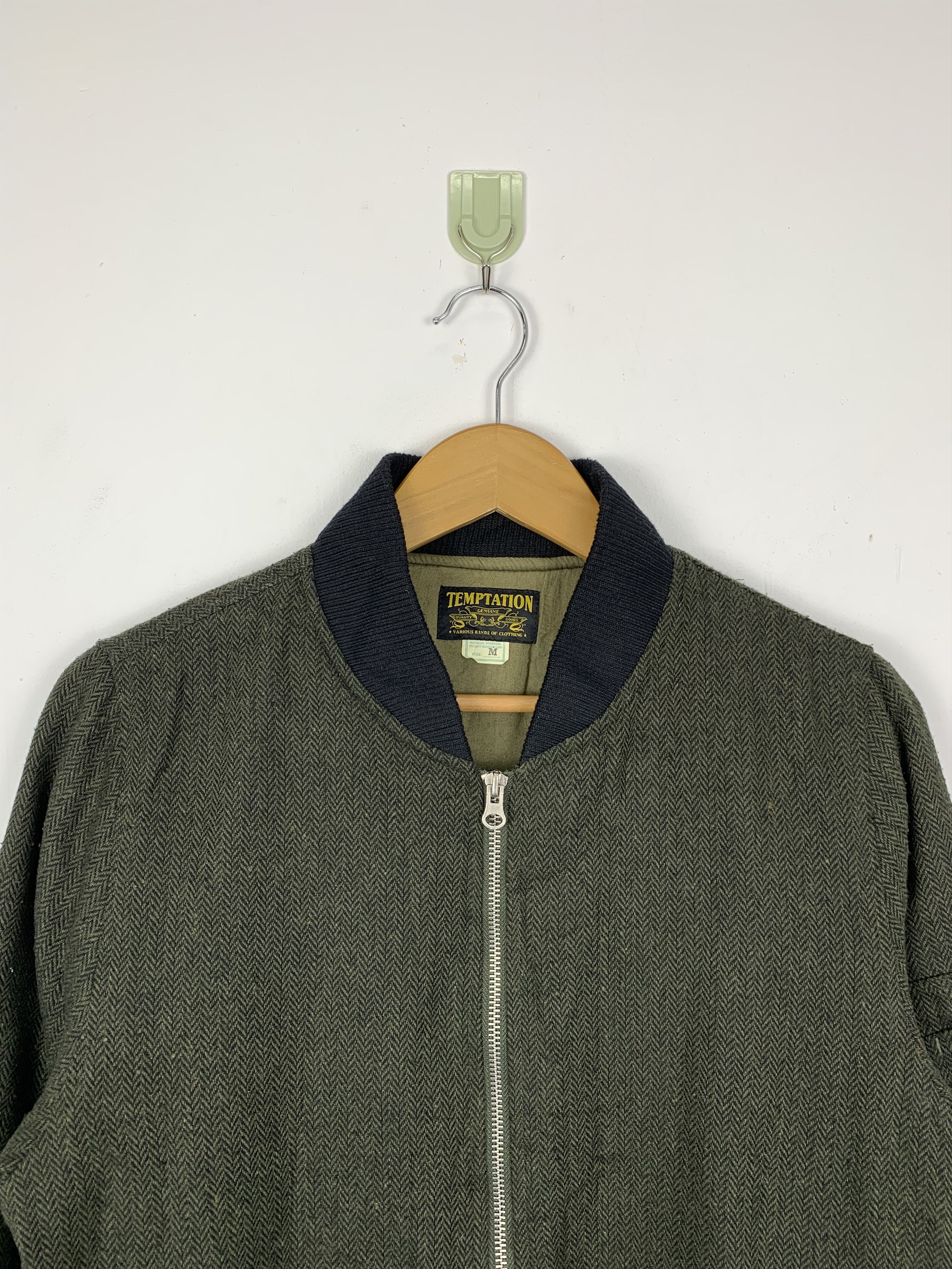 Japanese Brand Vintage TEMPTATION Bombers Jacket J0702 Size US S / EU 44-46 / 1 - 2 Thumbnail