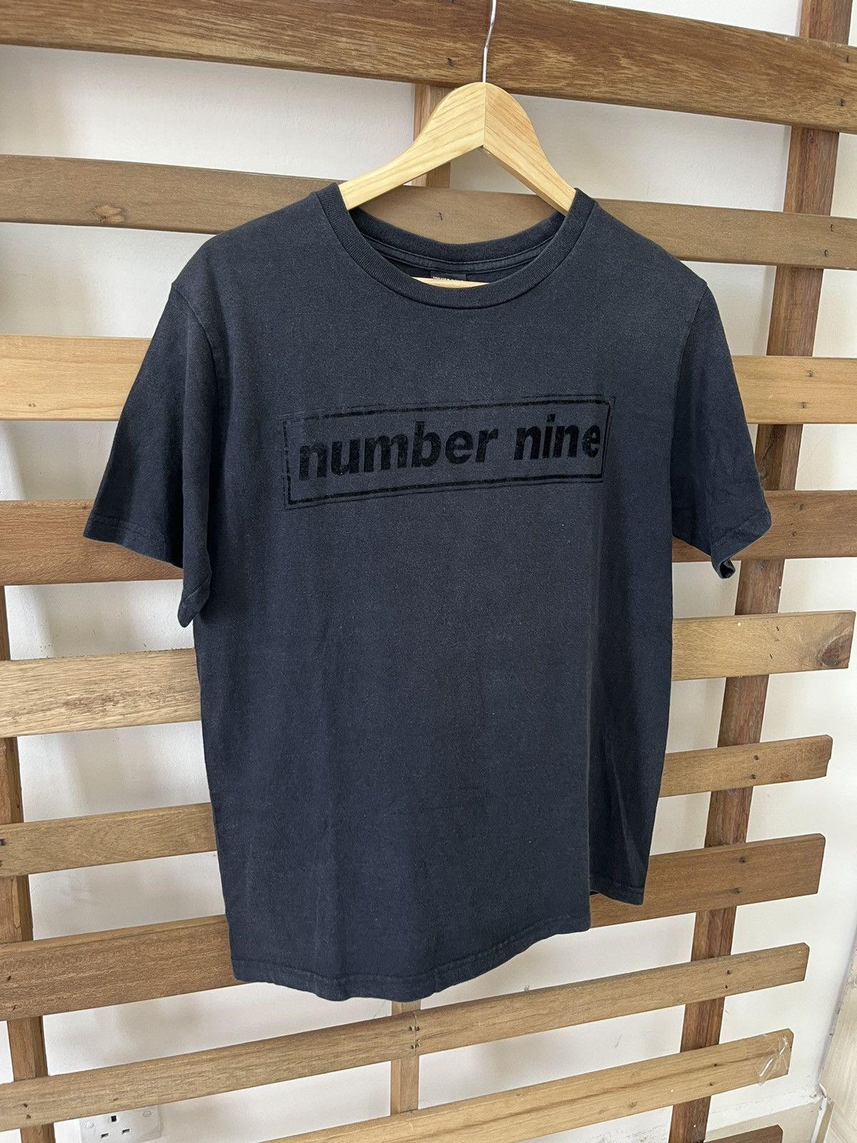 Number (N)ine Number (N)ine Short Sleeve Spellout Box Shirt Size US M / EU 48-50 / 2 - 2 Thumbnail