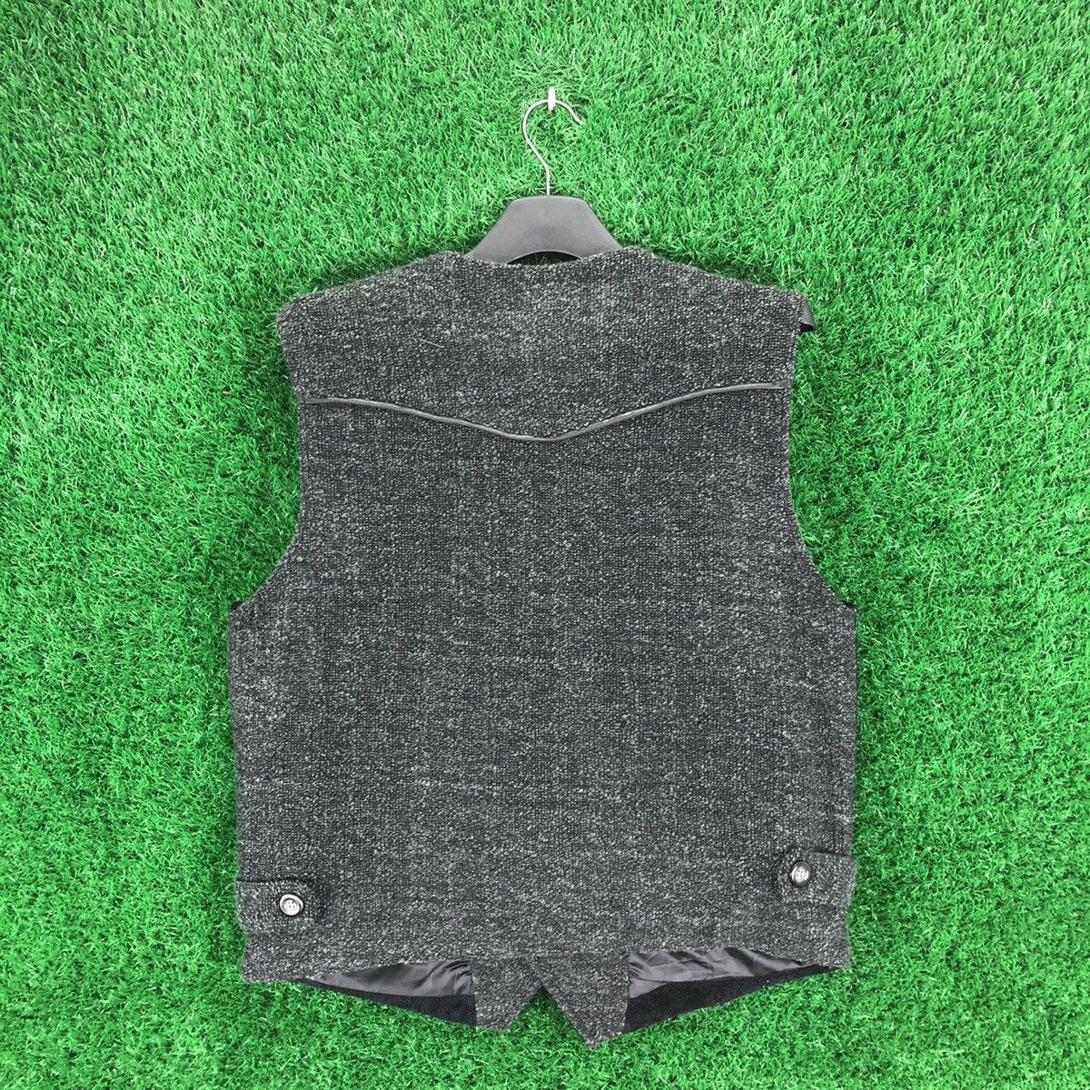 Japanese Brand Vintage Two Tone Knit Vest by Mantic Size US L / EU 52-54 / 3 - 4 Thumbnail
