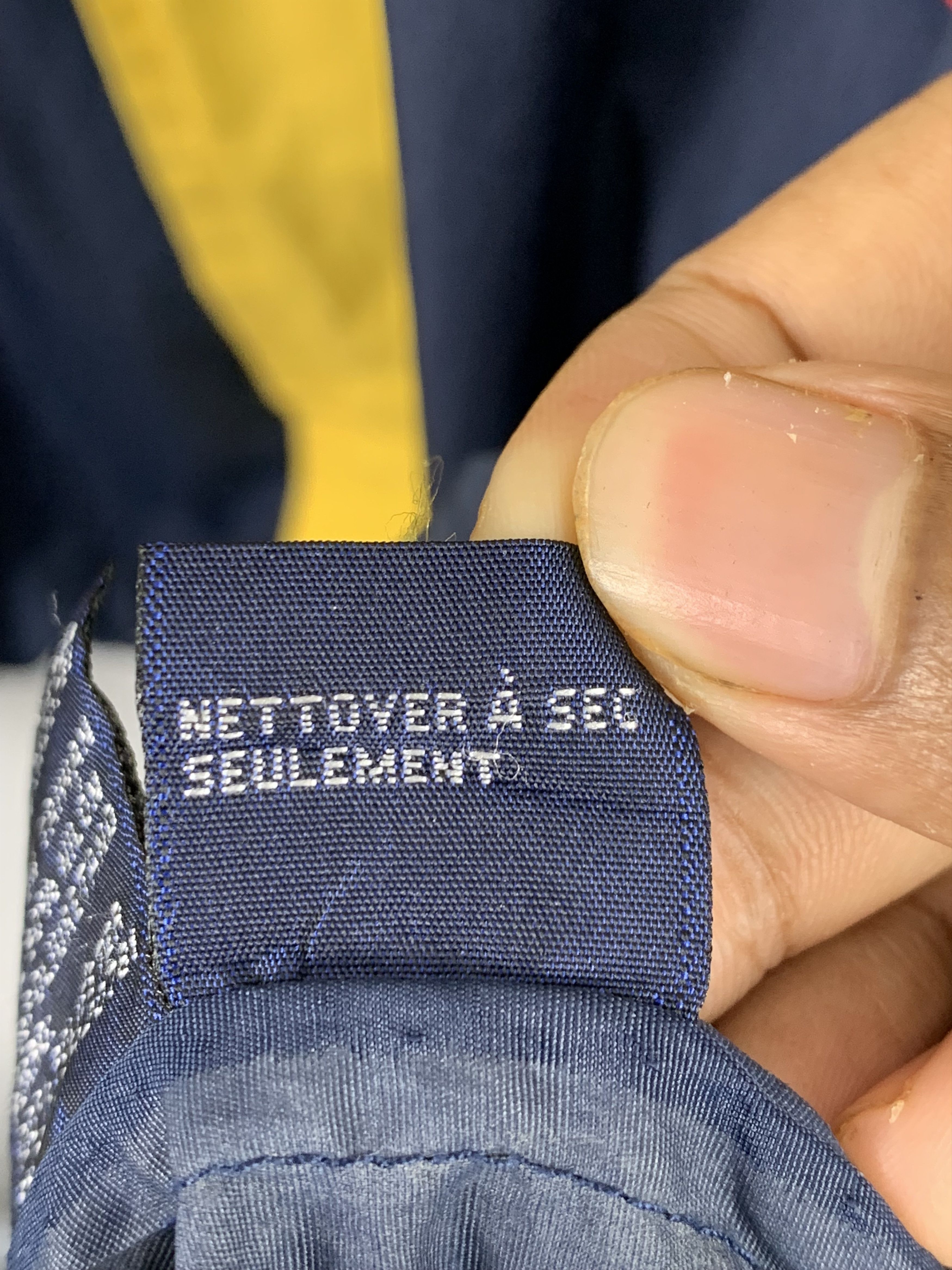 Tommy Hilfiger Vintage Tommy Hilfiger Sailing Gear Sun Faded J0585 Size US L / EU 52-54 / 3 - 13 Thumbnail