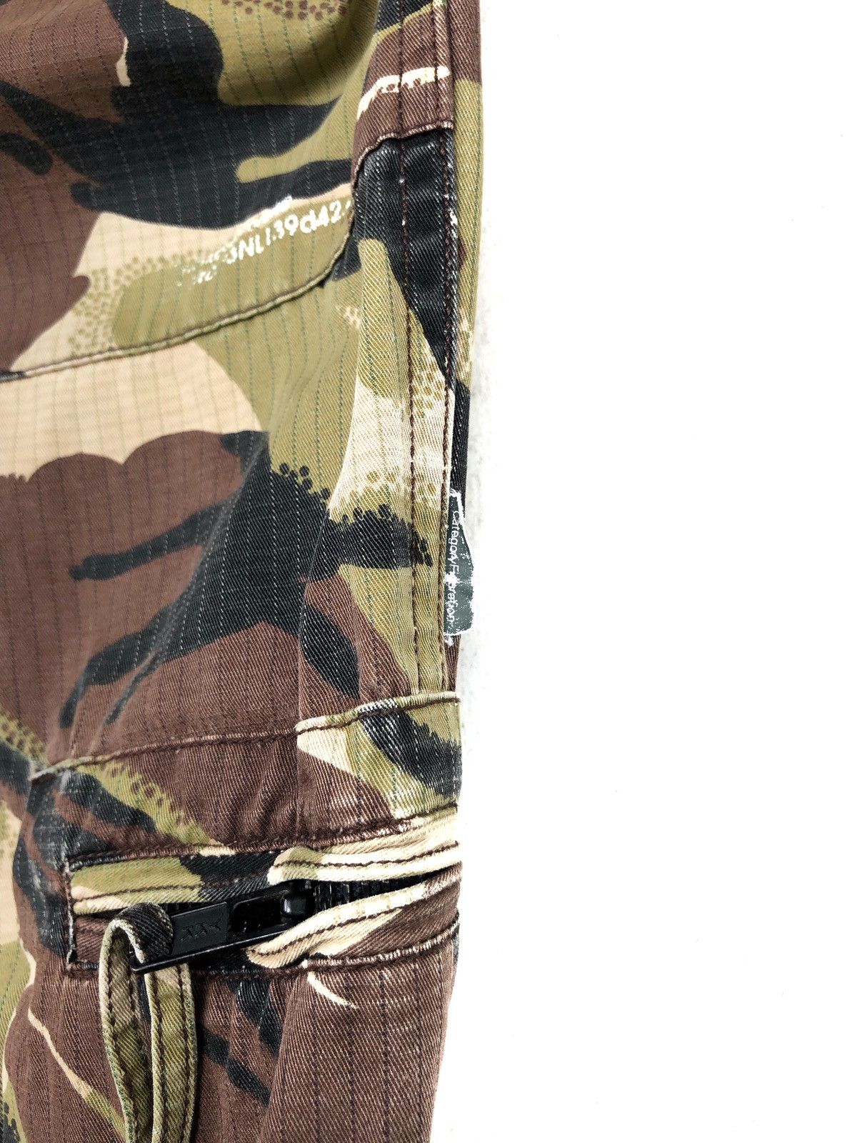 Wtaps Vintage WTAPS DPM Tactical Combat Parachute Cargo Pants Size US 32 / EU 48 - 9 Thumbnail