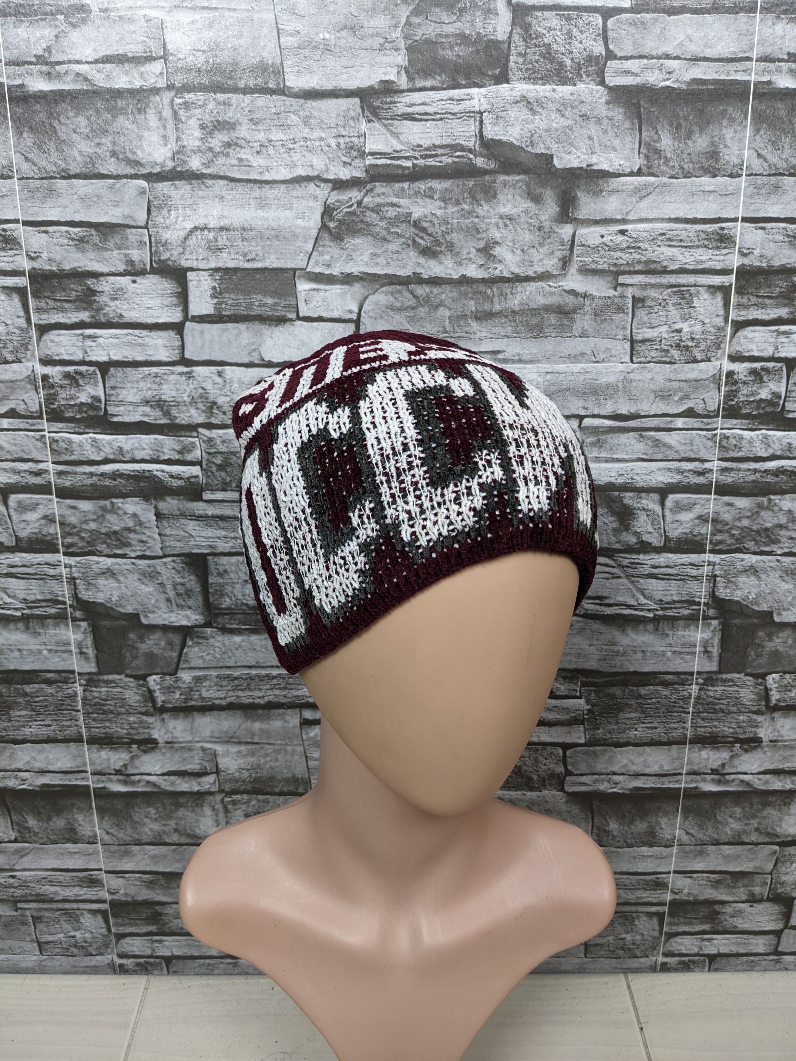 Japanese Brand Vintage Pattern Unbranded Beanie Hat Cap Snowcap Size ONE SIZE - 1 Thumbnail