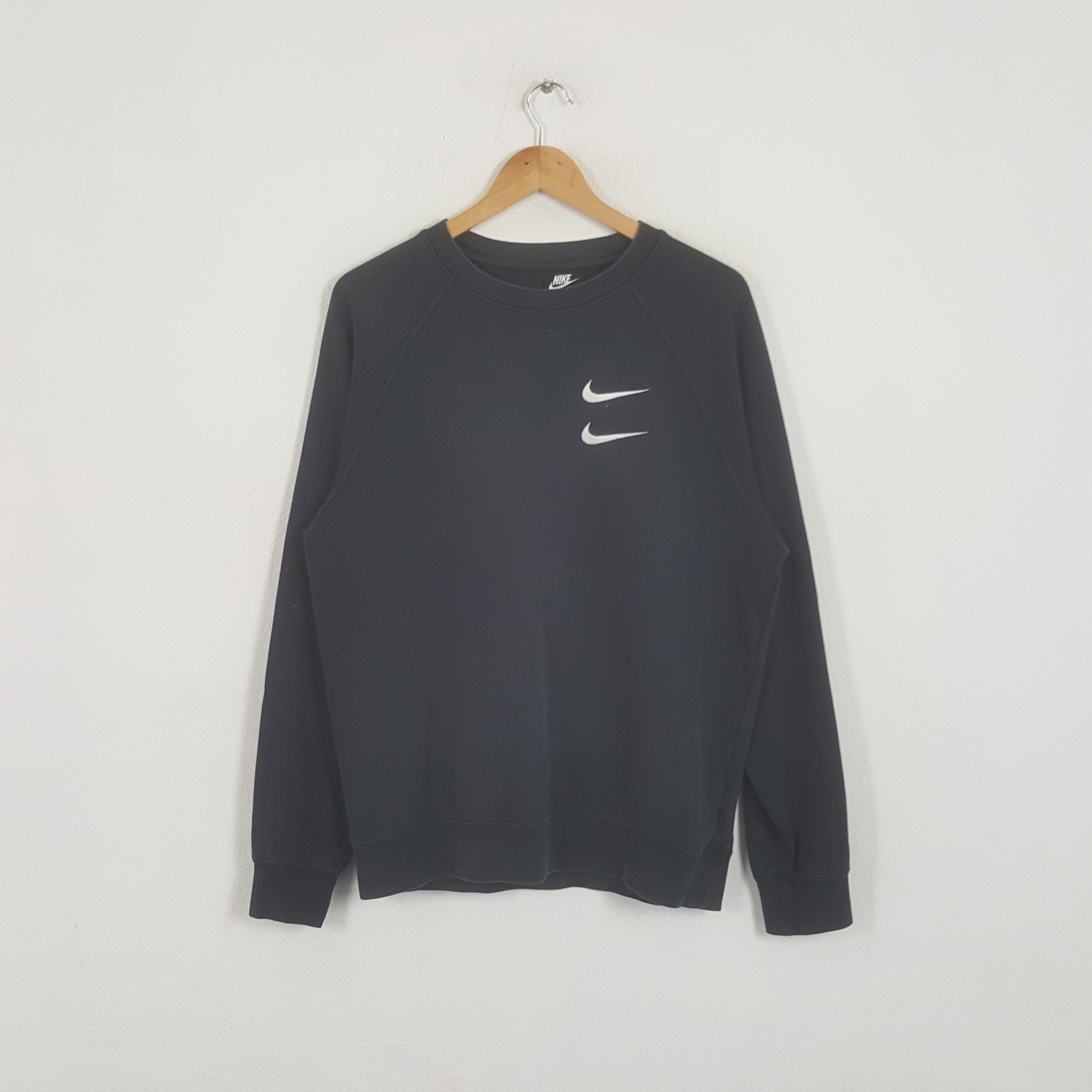 Nike Vintage Nike Embroidery Double Logo Streetwear Sweatshirt Size US M / EU 48-50 / 2 - 3 Thumbnail