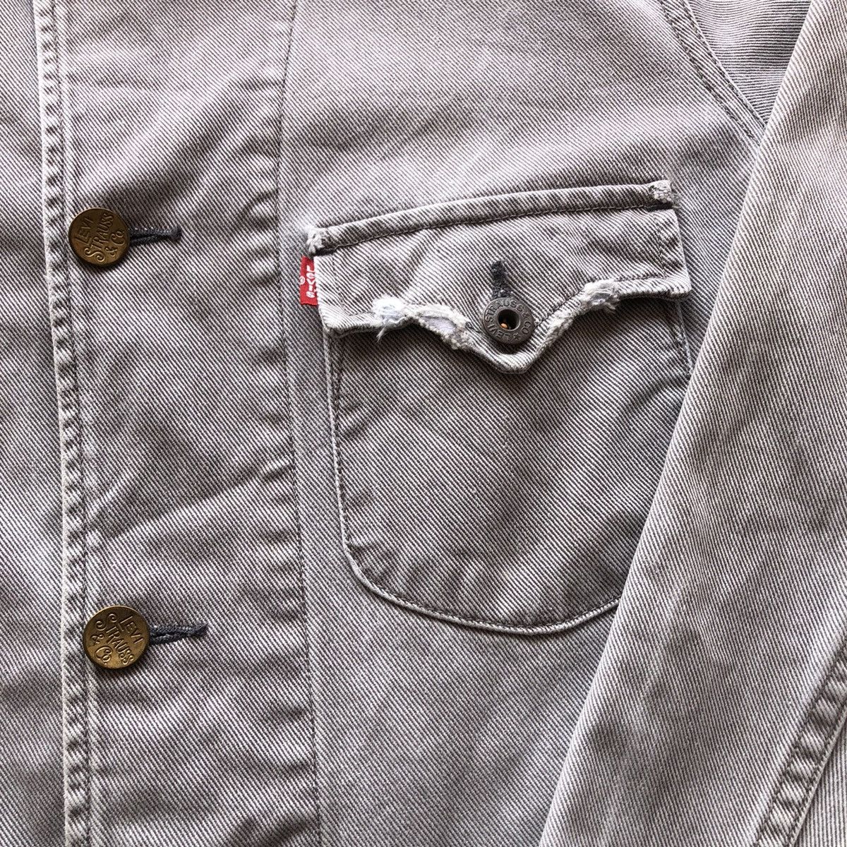 Levi's Vintage Clothing Vintage Levis Chore Jacket Denim Workwear Donut Button WWii Size US M / EU 48-50 / 2 - 2 Thumbnail