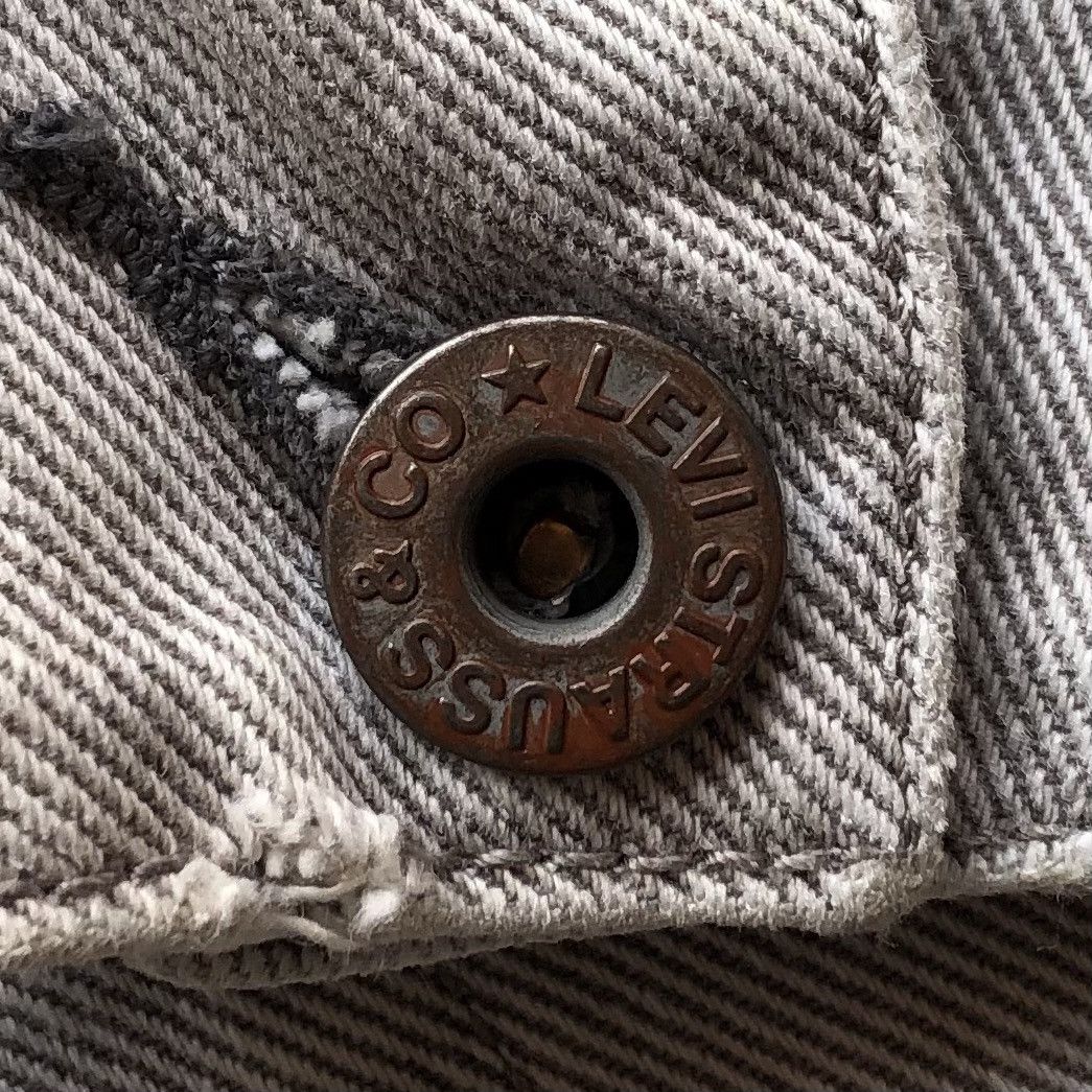 Levi's Vintage Clothing Vintage Levis Chore Jacket Denim Workwear Donut Button WWii Size US M / EU 48-50 / 2 - 9 Thumbnail