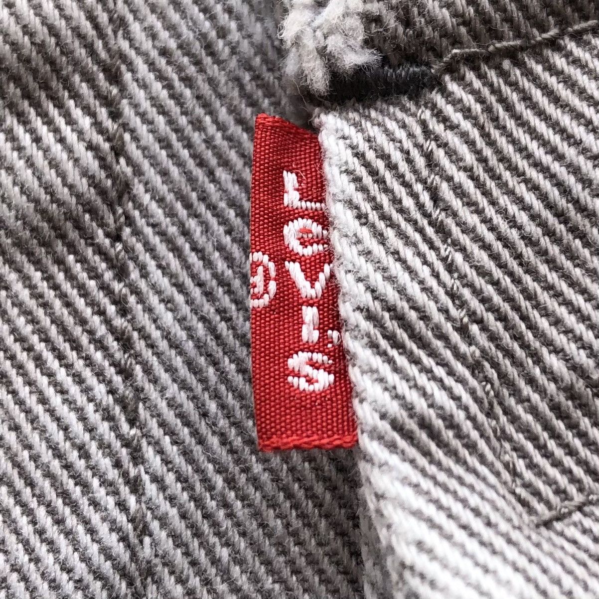 Levi's Vintage Clothing Vintage Levis Chore Jacket Denim Workwear Donut Button WWii Size US M / EU 48-50 / 2 - 11 Thumbnail