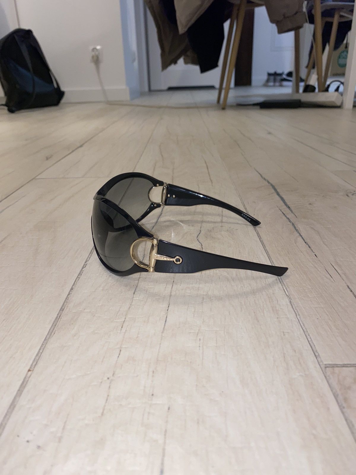Gucci Gucci GG 2561/S Big Logo Horsebit Shield Black Sunglasses Size ONE SIZE - 6 Thumbnail