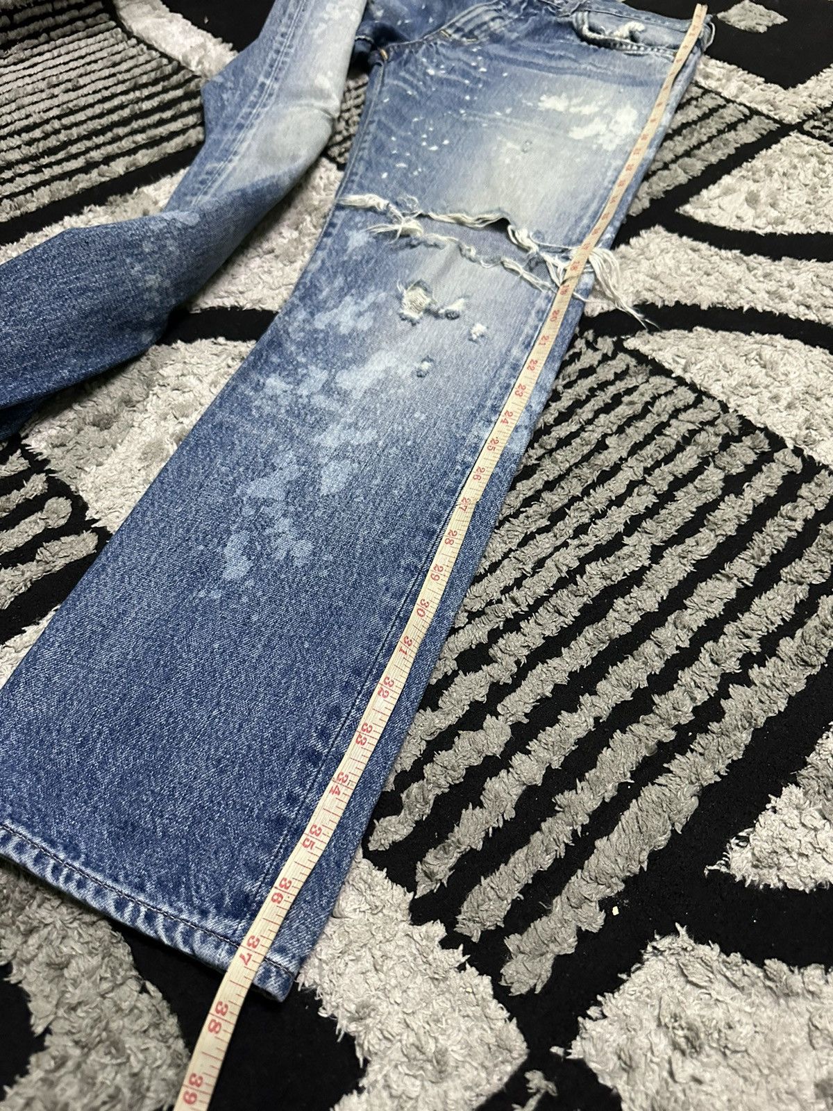 Japanese Brand RNA distressed denim jeans Size US 30 / EU 46 - 8 Thumbnail