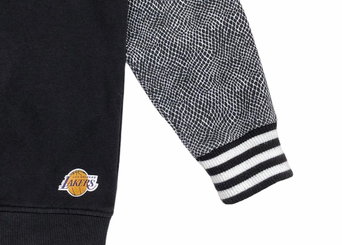 Adidas ADIDAS LA Lakers NBA Varsity Jacket With Patch Logo Size US M / EU 48-50 / 2 - 11 Thumbnail
