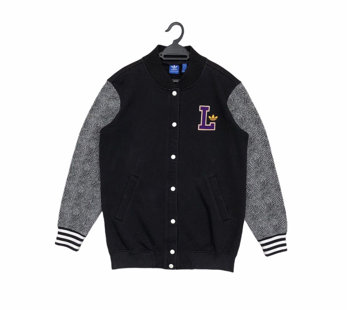 Adidas ADIDAS LA Lakers NBA Varsity Jacket With Patch Logo Size US M / EU 48-50 / 2 - 4 Thumbnail