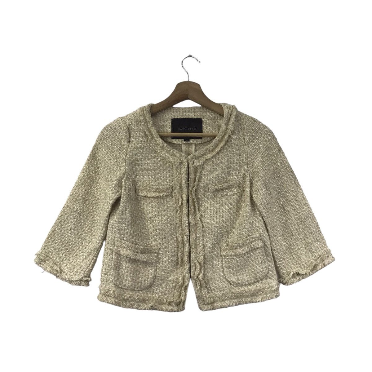 Japanese Brand JEWEL CHANGES Japanese Brand Beige Multi Pocket Tweed Blazer Size XS / US 0-2 / IT 36-38 - 1 Thumbnail