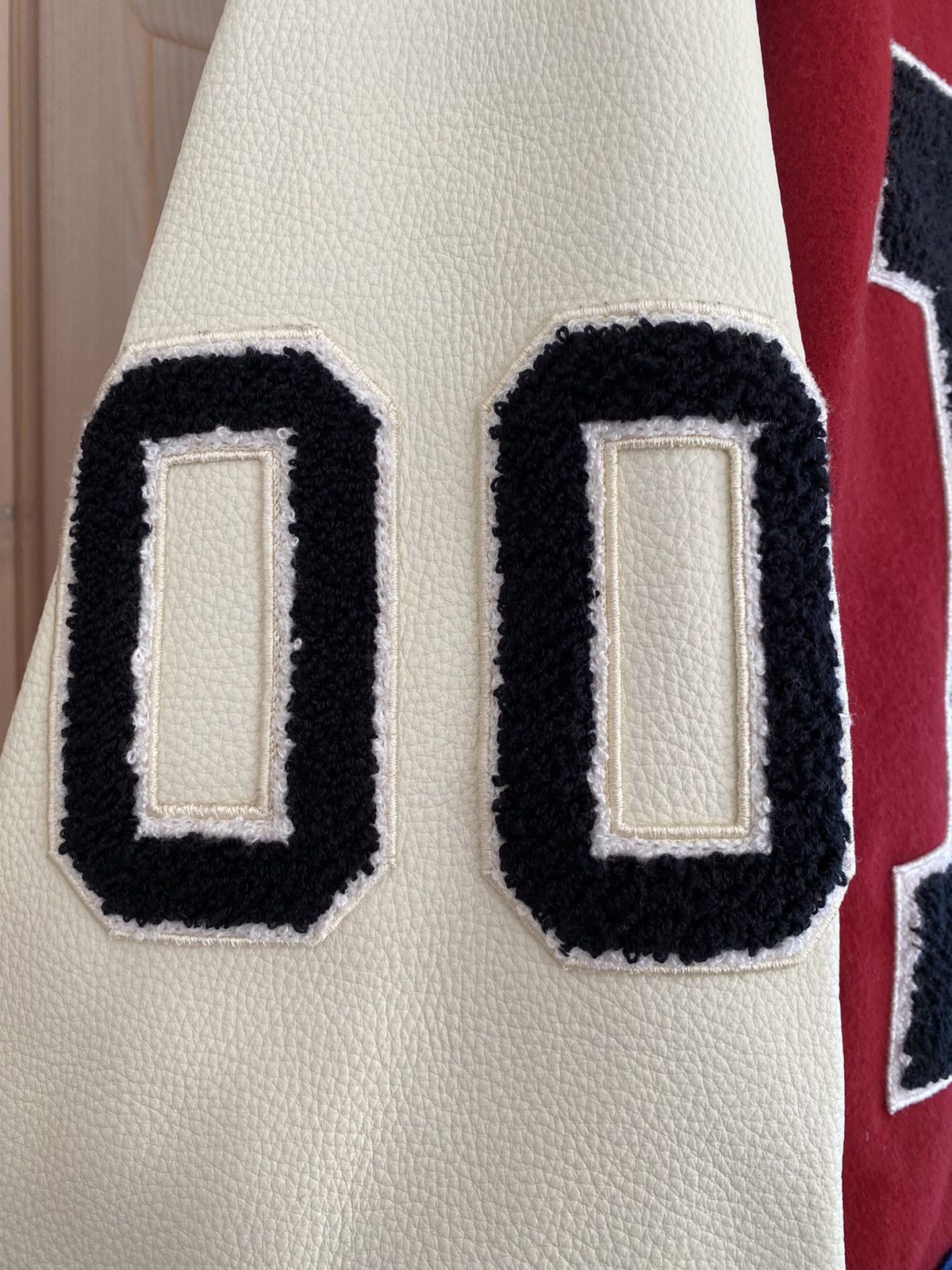 Louis Vuitton TAKING OFFERS! FW19 Martin Luther King Red Varsity Jacket Size US M / EU 48-50 / 2 - 7 Thumbnail