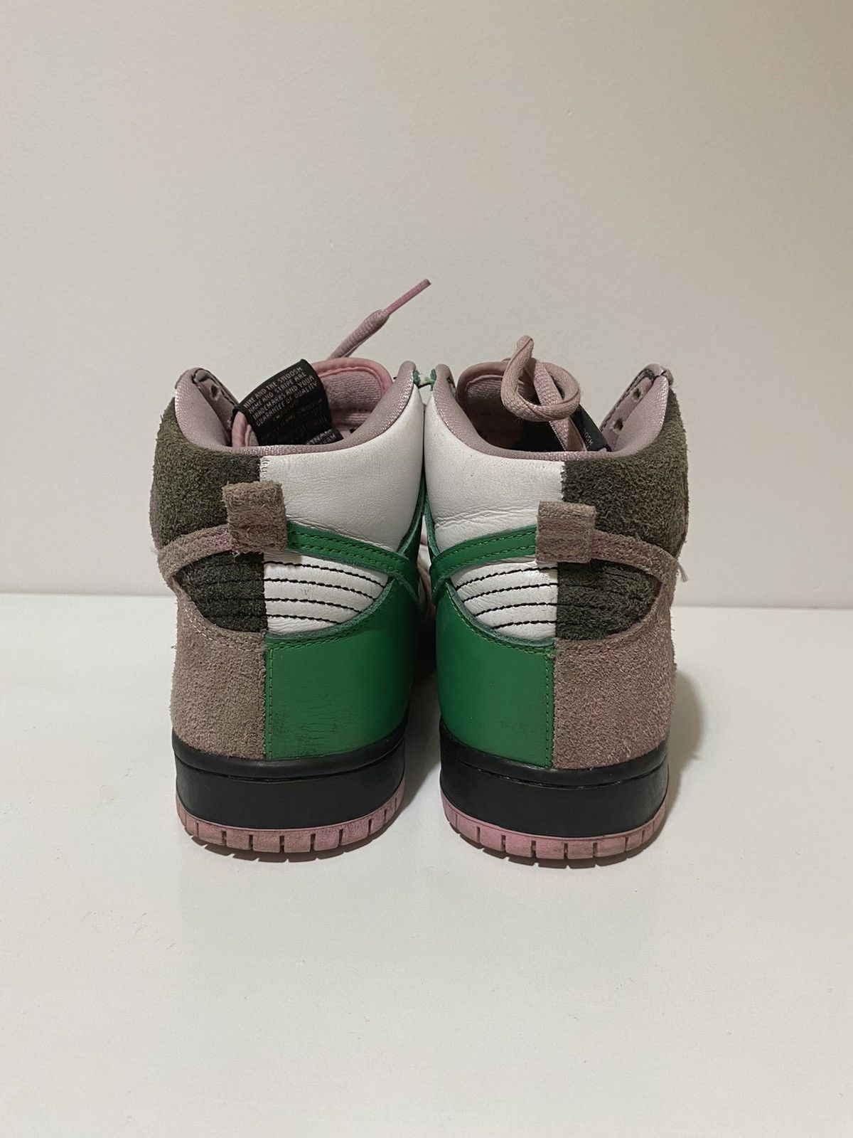 Nike Nike dunk invert celtics Size US 9.5 / EU 42-43 - 7 Thumbnail