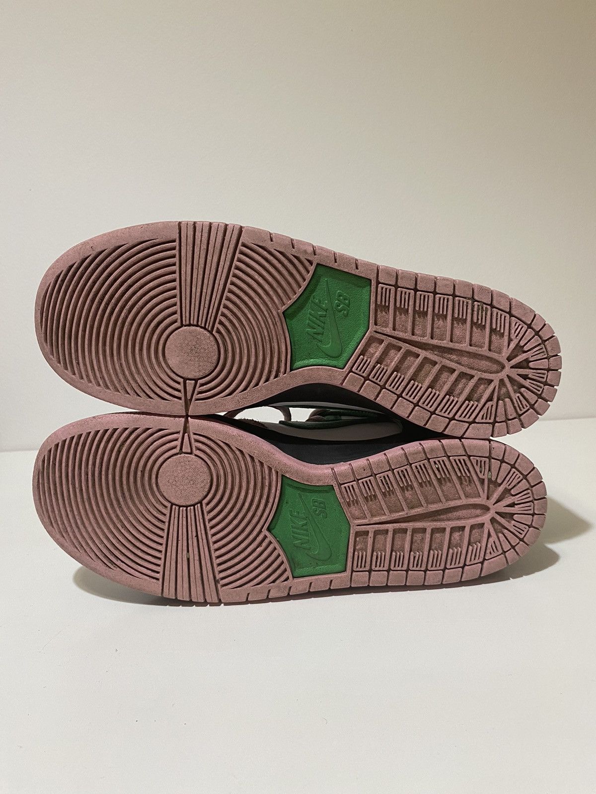 Nike Nike dunk invert celtics Size US 9.5 / EU 42-43 - 11 Thumbnail