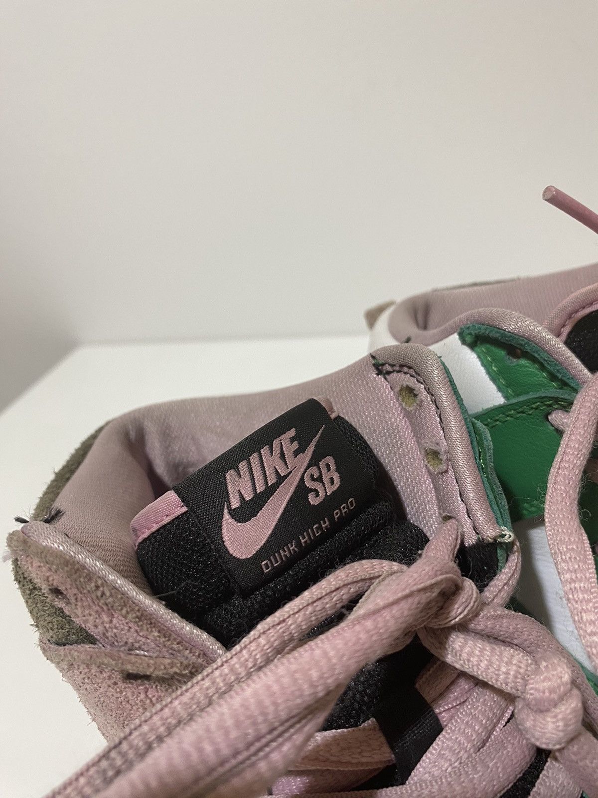 Nike Nike dunk invert celtics Size US 9.5 / EU 42-43 - 8 Thumbnail