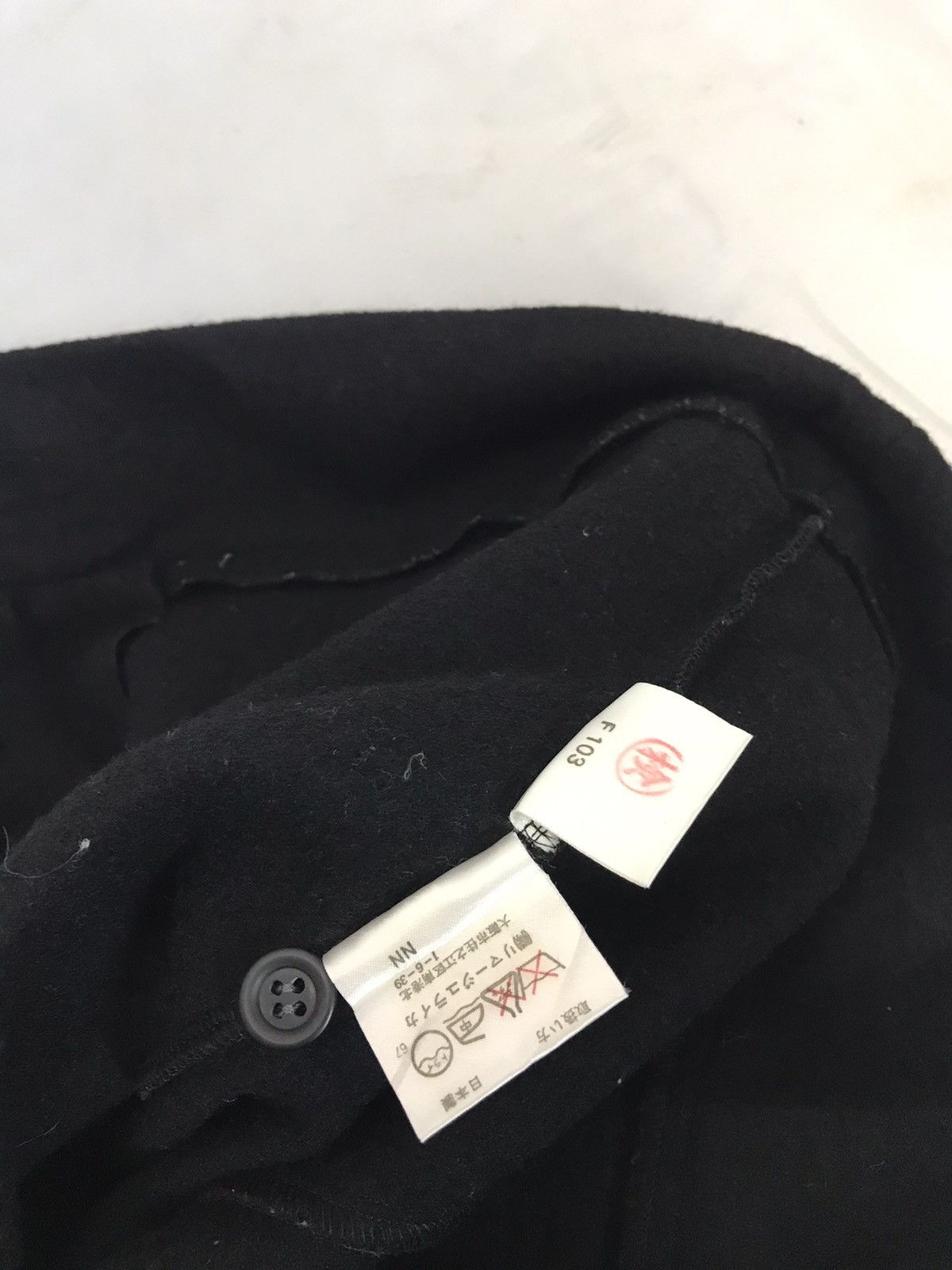 Balenciaga BALENCIAGA WOOL JACKET BUTTON UP FOR WOMEN Size XS / US 0-2 / IT 36-38 - 8 Thumbnail