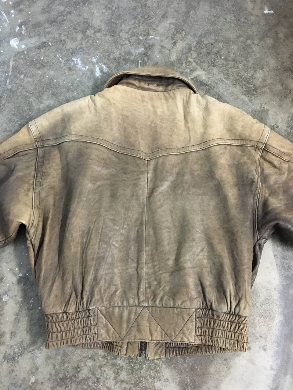 Vintage Vintage Vallemosso Bomber Leather Jacket Size US M / EU 48-50 / 2 - 18 Thumbnail