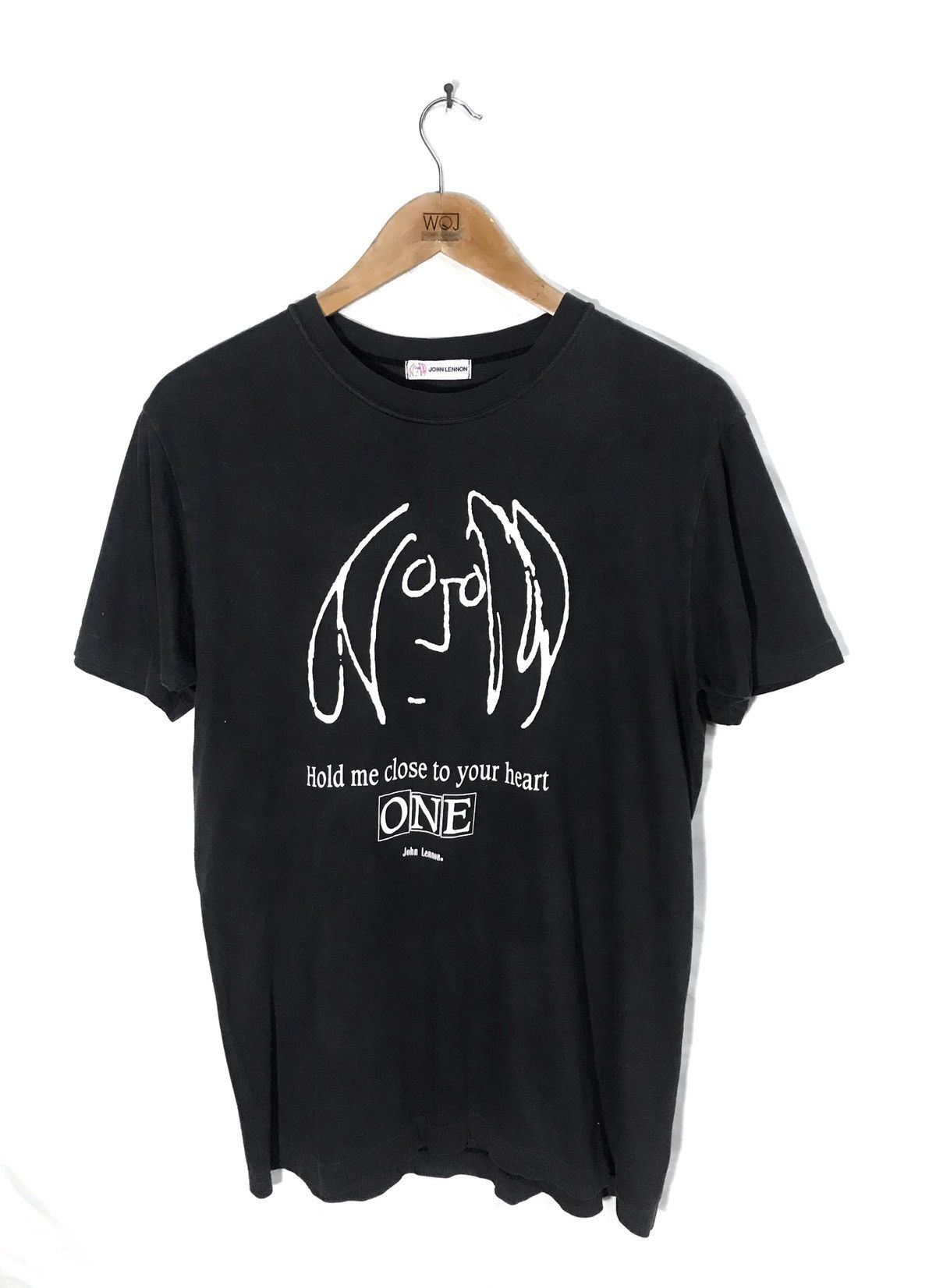 Other Vintage John Lennon Hold Me Close To Your Heart One Tshirt Size US M / EU 48-50 / 2 - 1 Thumbnail