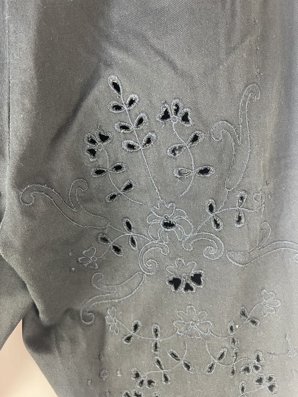 Dolce & Gabbana Dolce gabanna lace floral pants Size US 32 / EU 48 - 7 Thumbnail