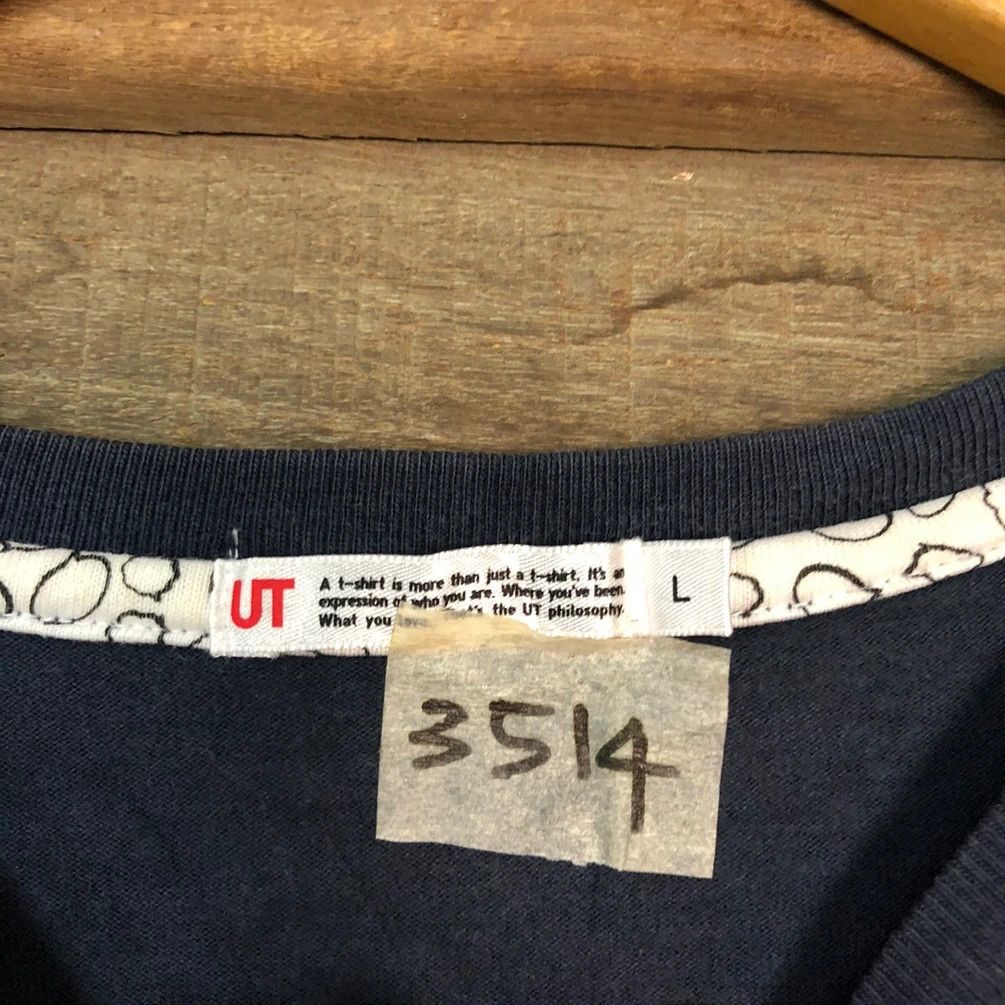 Anime × Uniqlo Azuma become 8 man Black Long Sleeve shirt #3514 Size US L / EU 52-54 / 3 - 4 Thumbnail