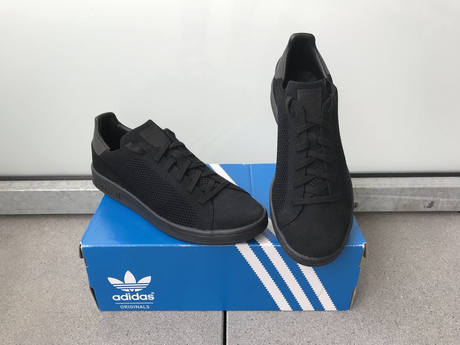 Adidas stan smith primeknit hotsell triple black