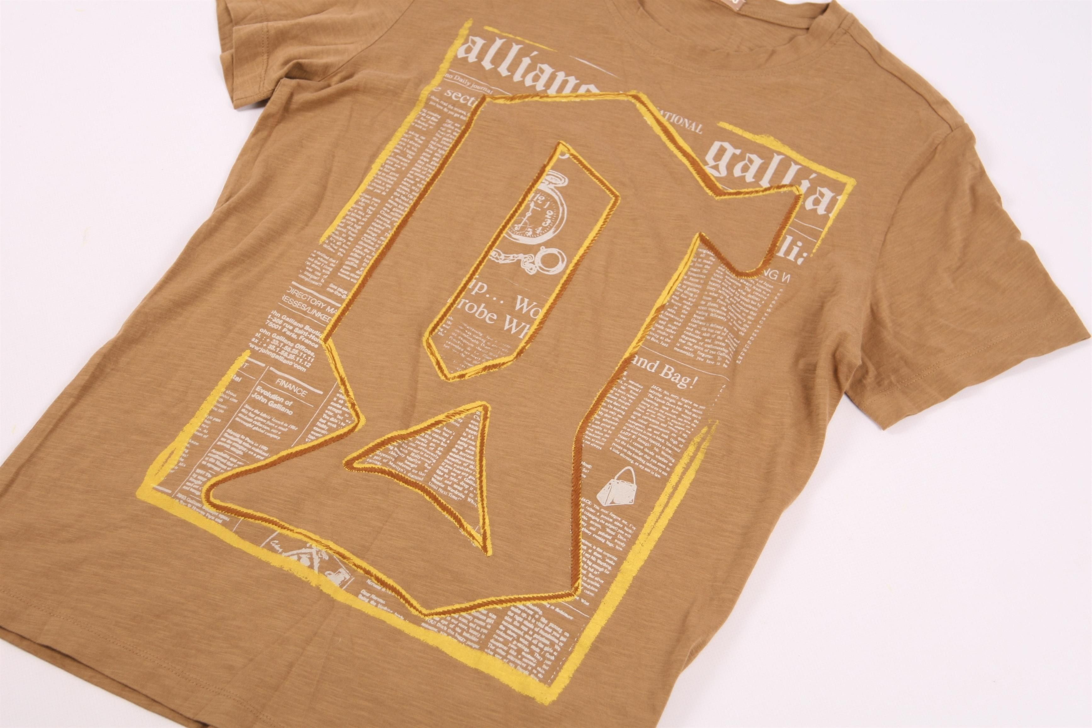John Galliano John Galliano Big Logo Gazette Tee Made in Italy Size US S / EU 44-46 / 1 - 3 Thumbnail