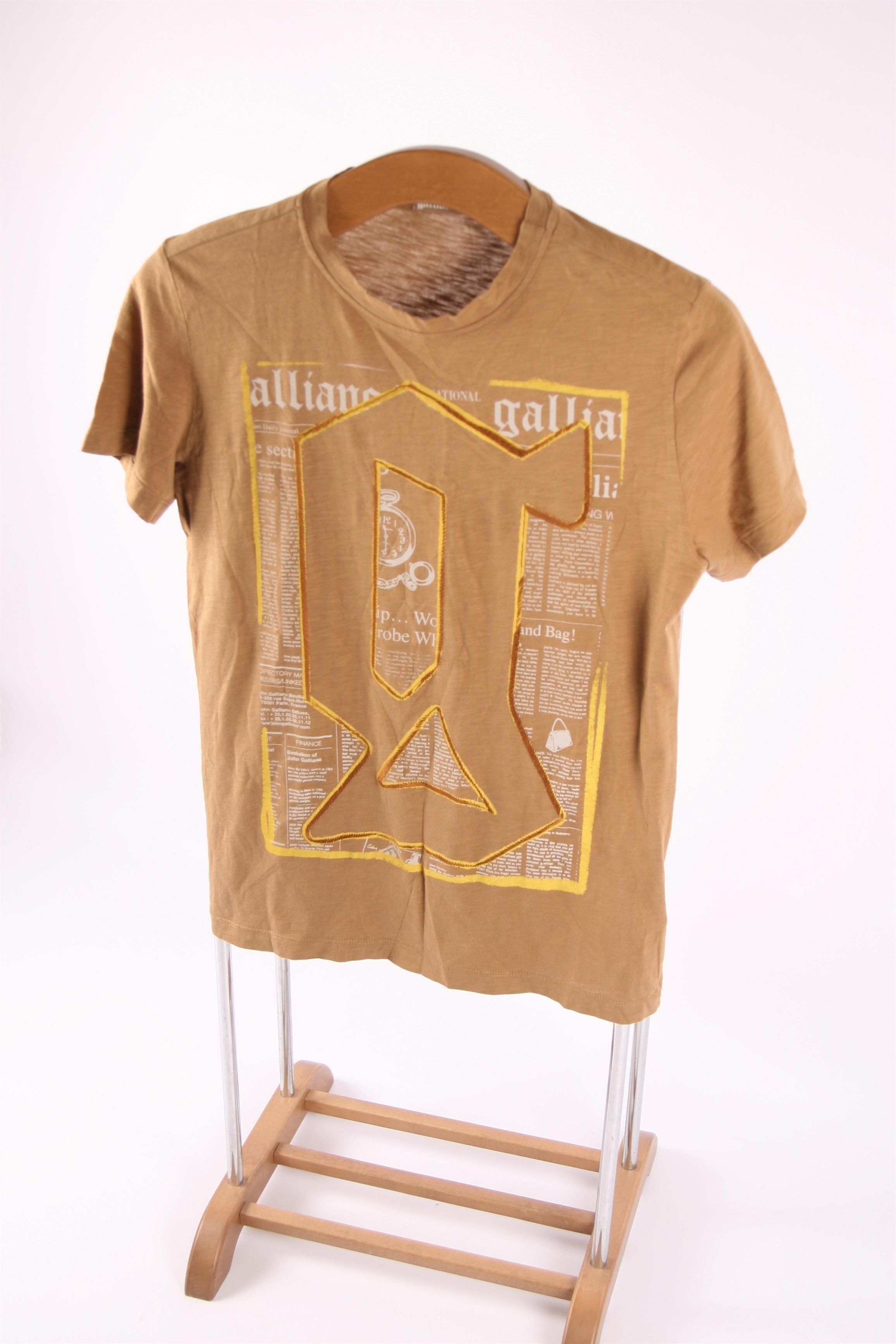 John Galliano John Galliano Big Logo Gazette Tee Made in Italy Size US S / EU 44-46 / 1 - 2 Thumbnail