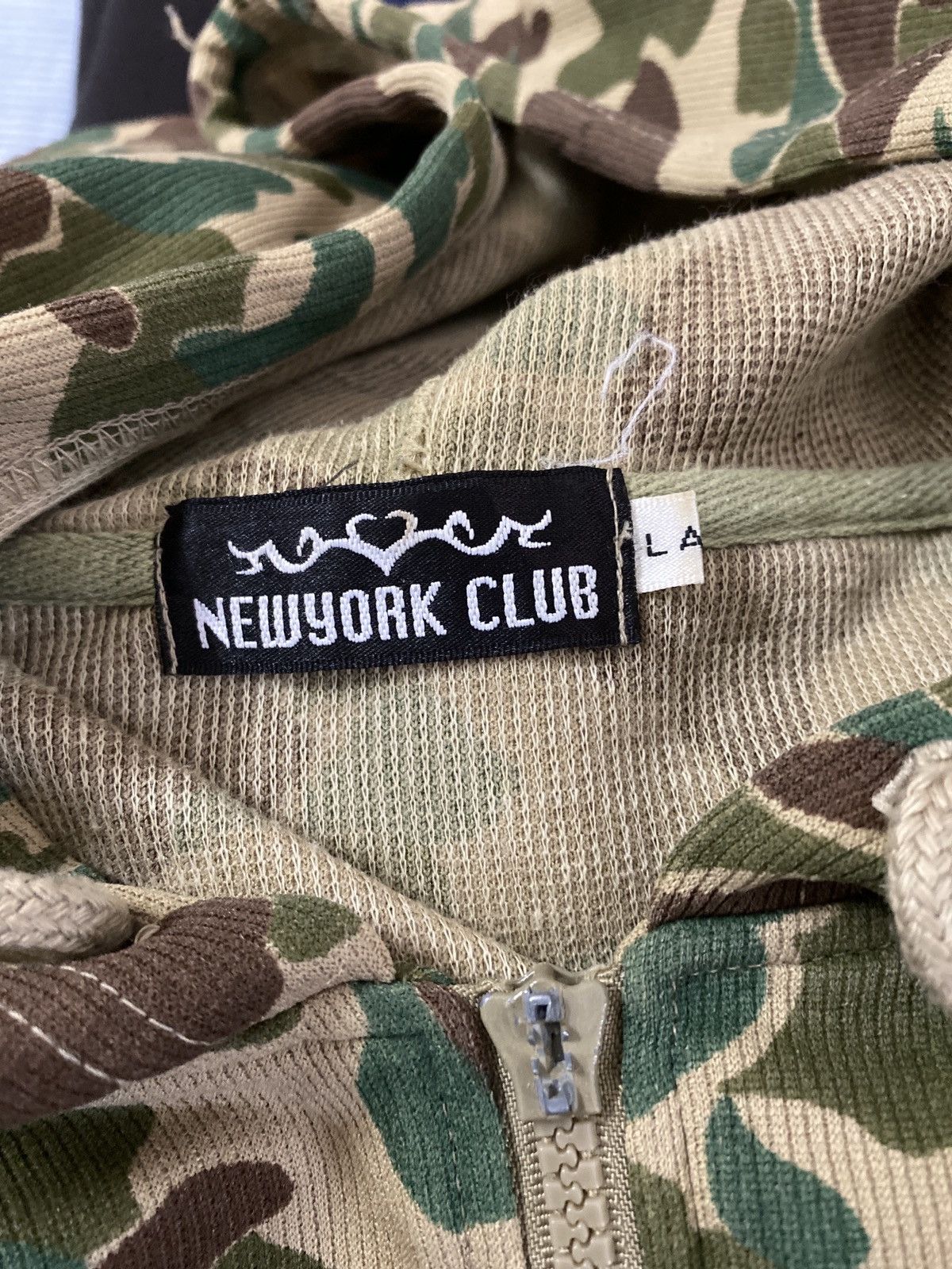 Japanese Brand NEW RORK CLUB CAMO ZIP UP HOODIES Size US L / EU 52-54 / 3 - 4 Thumbnail