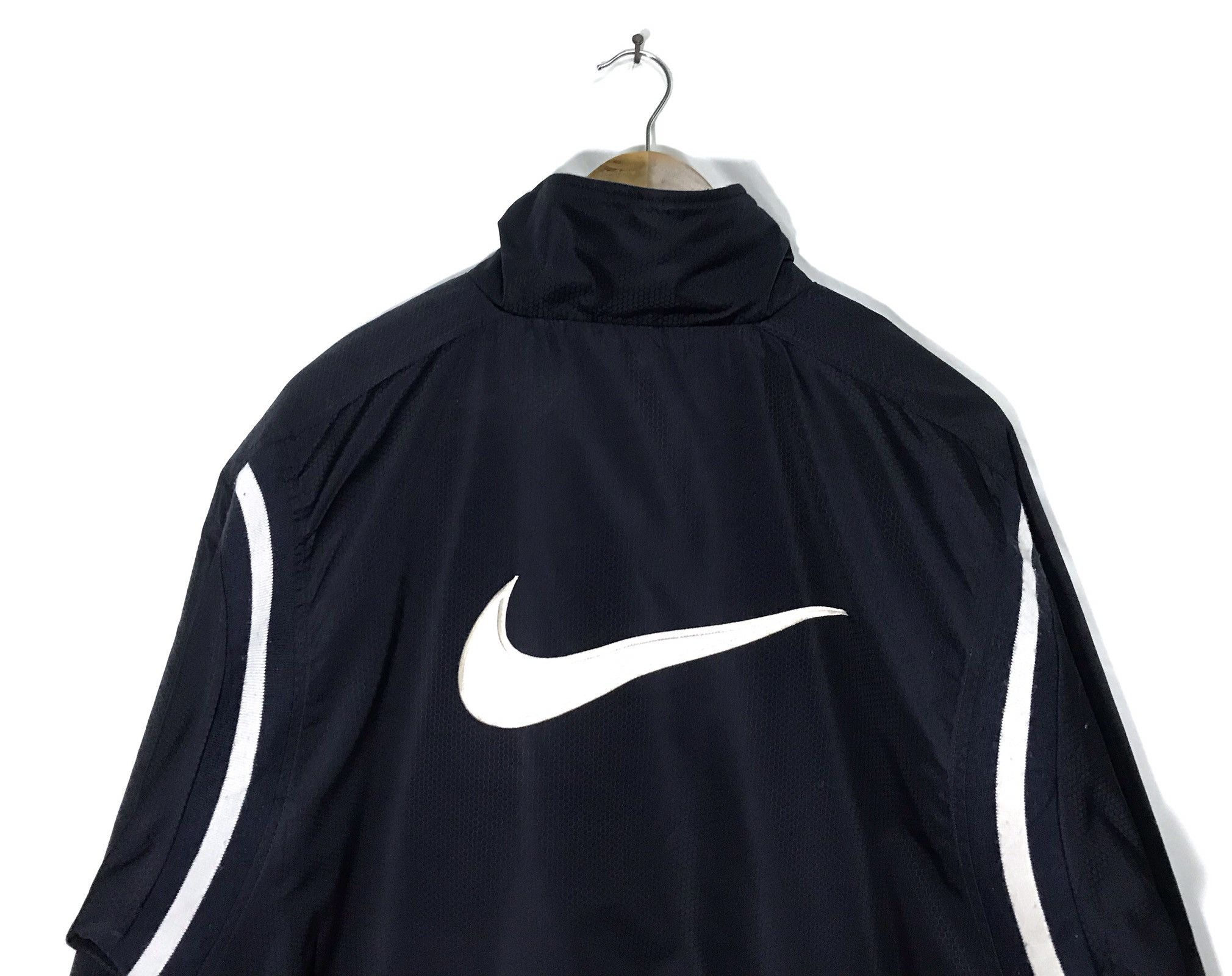 Nike Vintage Nike Swoosh Quilted Logo Jacket Size US L / EU 52-54 / 3 - 10 Thumbnail