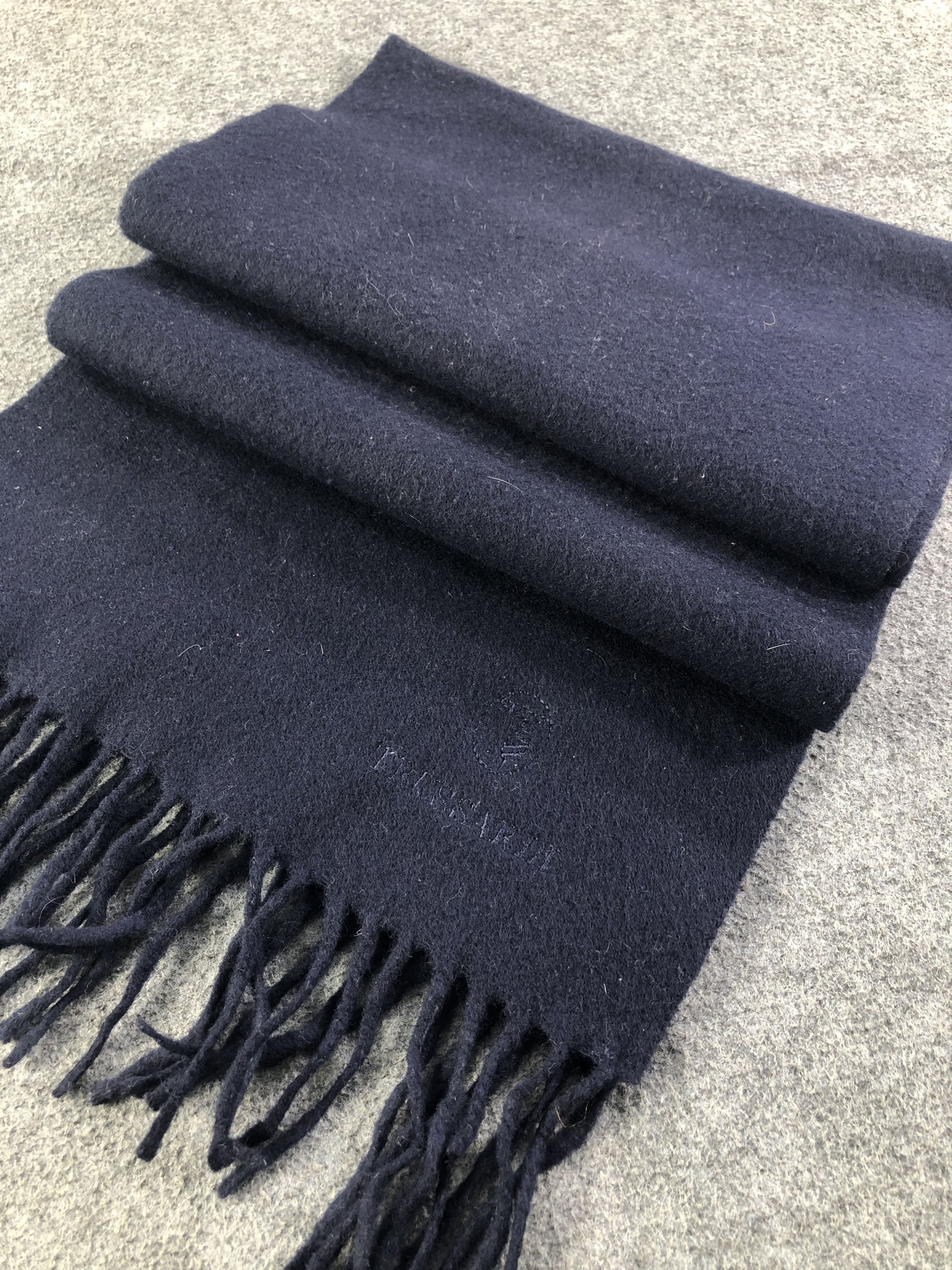 Trussardi Trussardi Scarf / Muffler / Neckwear Size ONE SIZE - 2 Thumbnail