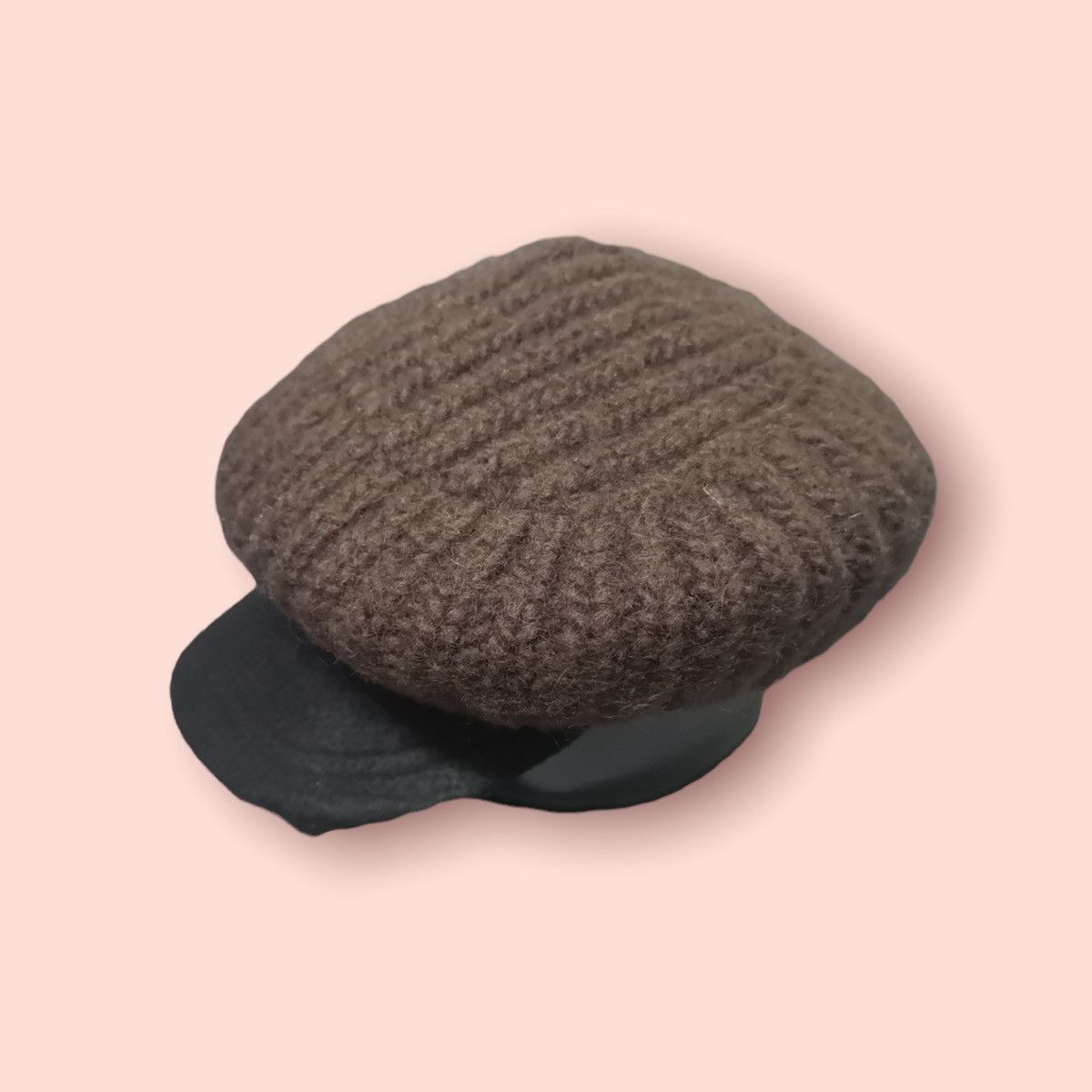 image of Beams Plus Vintage Beams Japan Knitted Round/newsboy Hat in Black/Brown, Men's