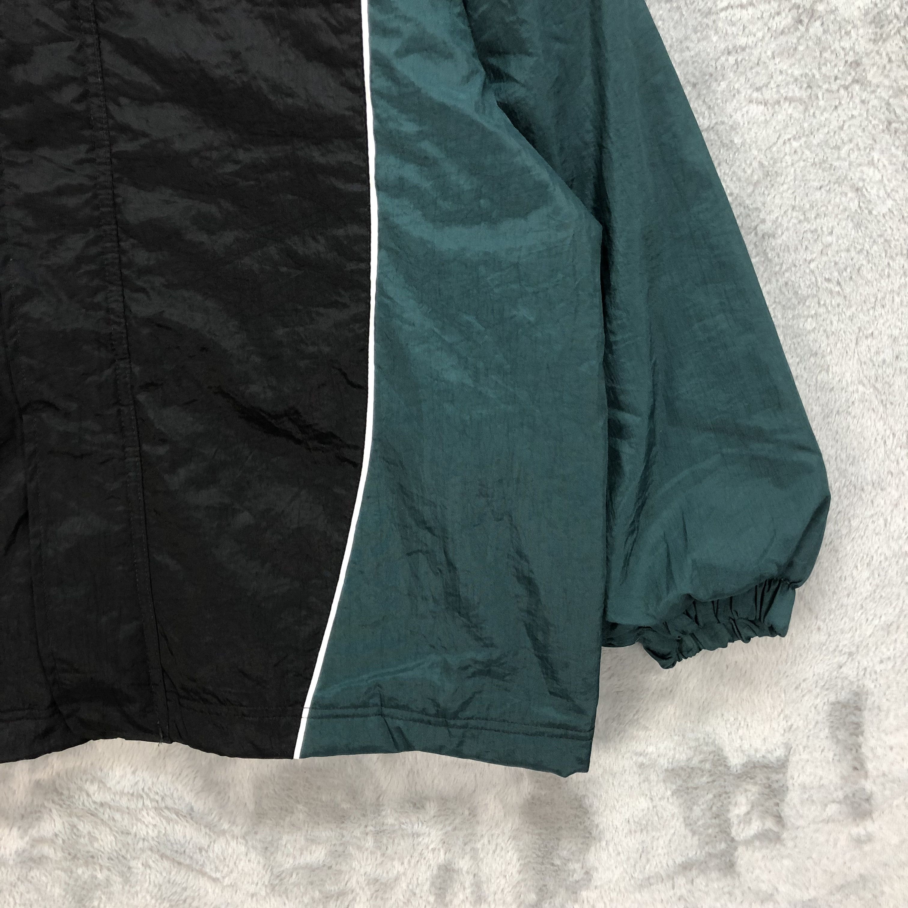Nike Vintage 90's NIKE Back Big Logo Youth Jacket #5187-178 Size US L / EU 52-54 / 3 - 10 Thumbnail