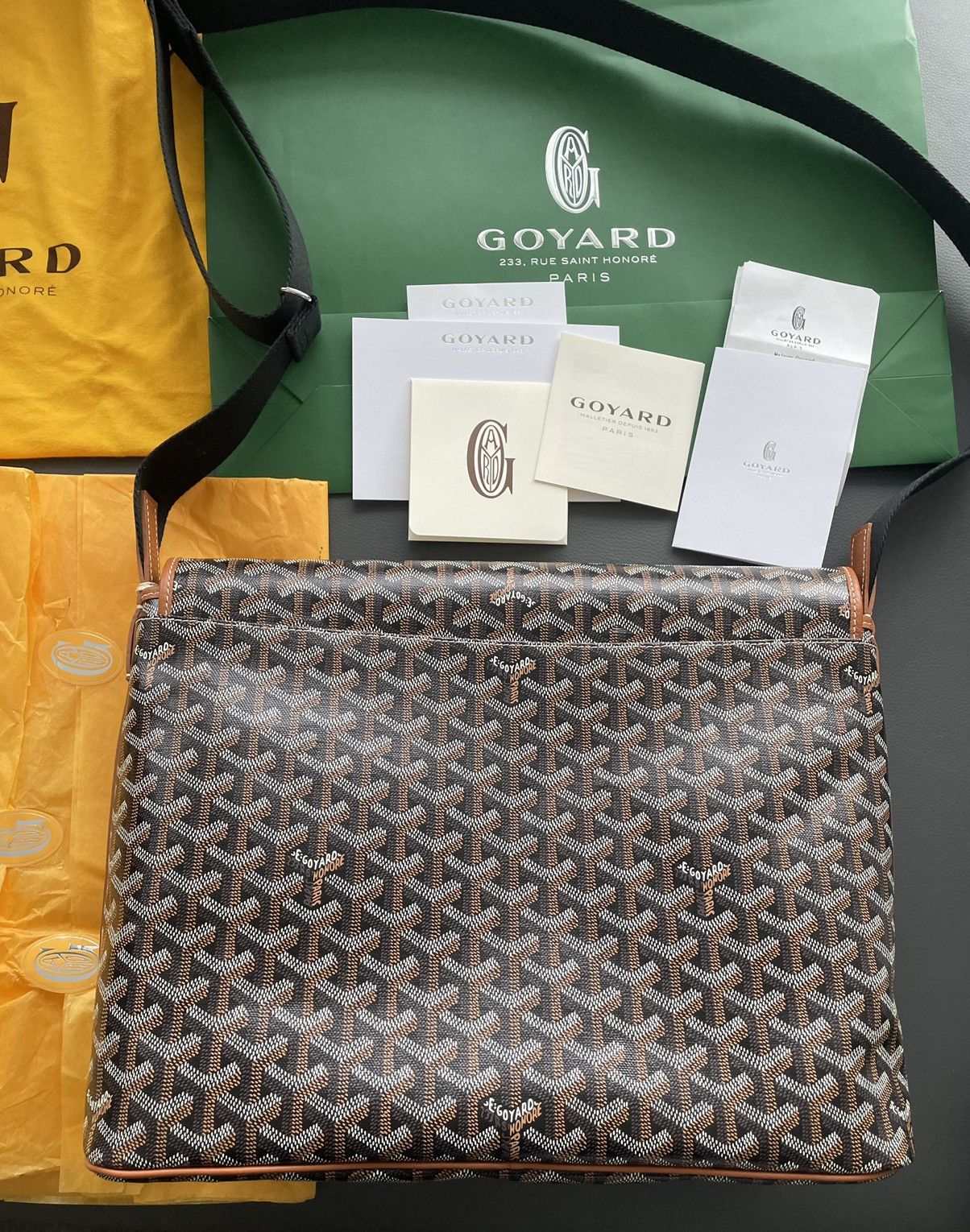 Goyard Brand NEW RARE Classic Goyard Crossbody Large Messenger Bag Size ONE SIZE - 6 Thumbnail