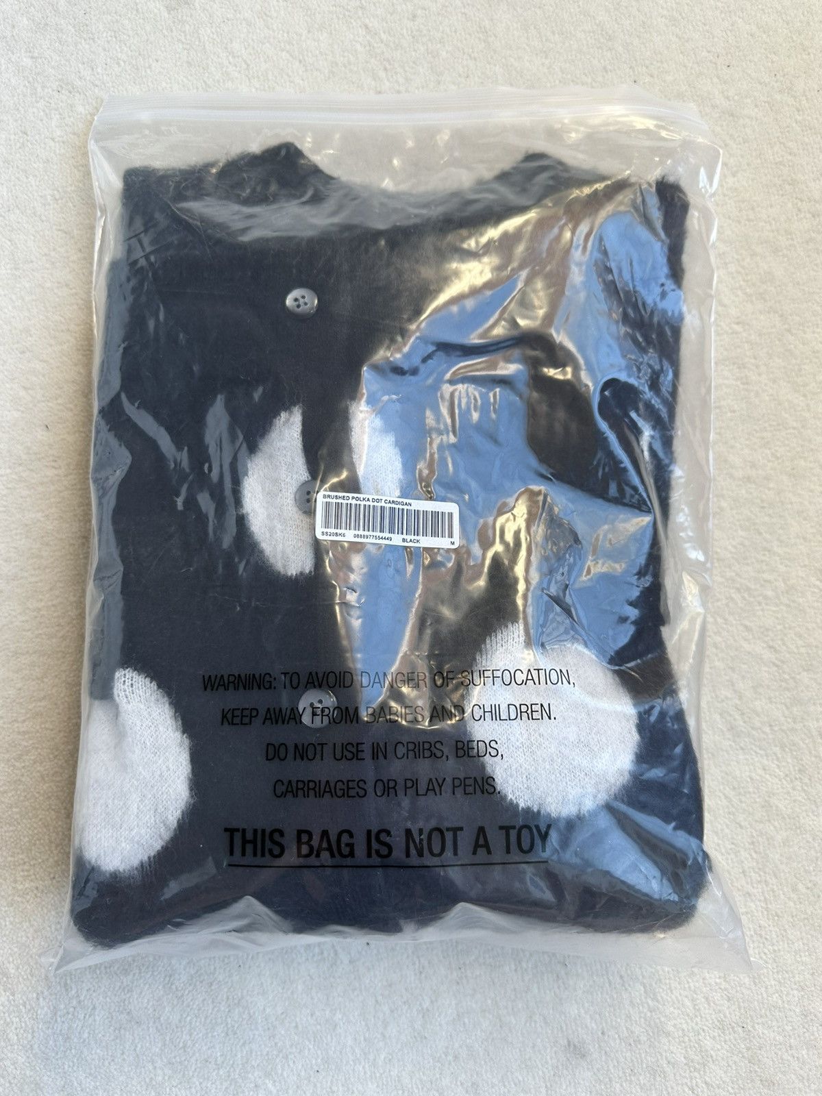 Supreme FW20 Supreme polka dot black white cardigan Brand new Size US M / EU 48-50 / 2 - 12 Thumbnail