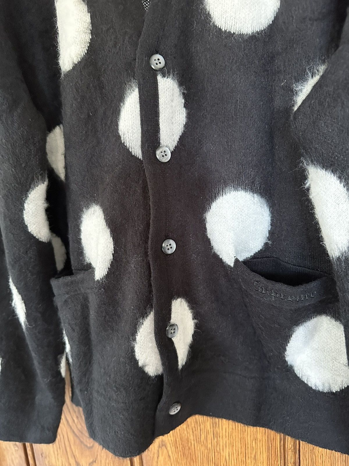 Supreme FW20 Supreme polka dot black white cardigan Brand new Size US M / EU 48-50 / 2 - 17 Thumbnail