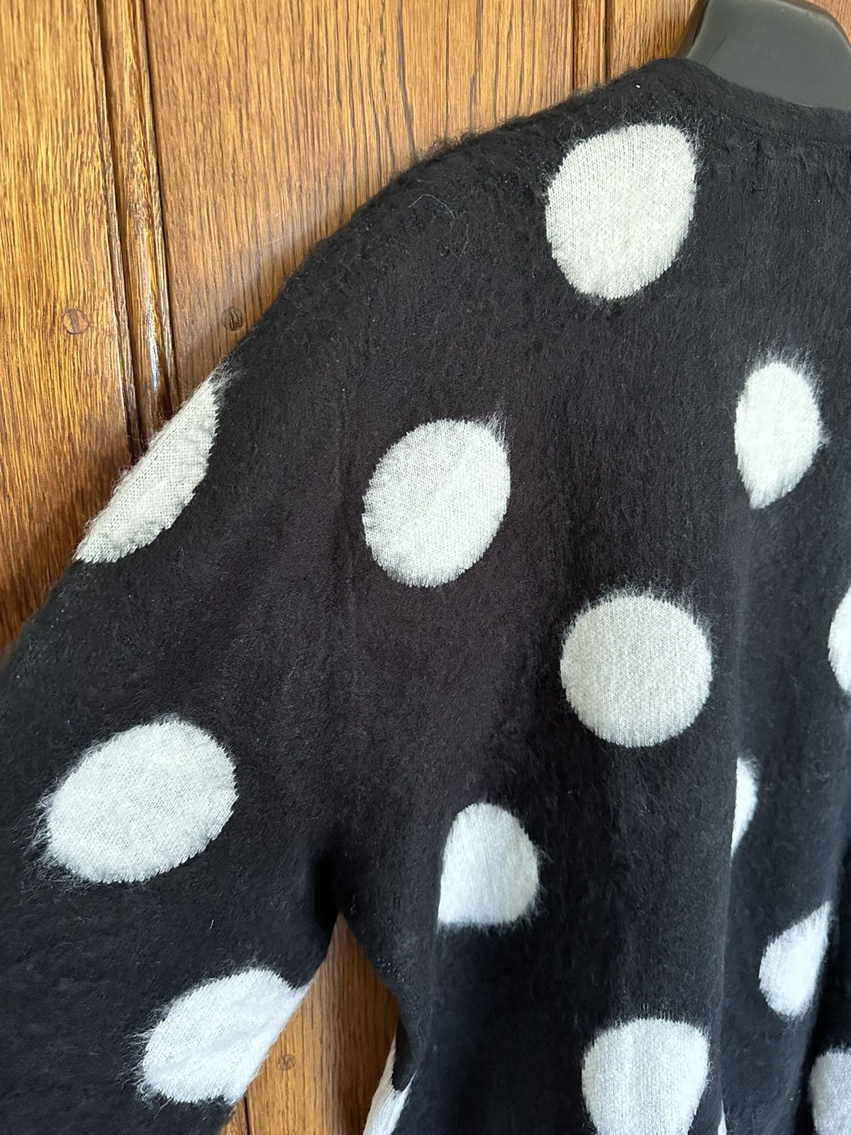 Supreme FW20 Supreme polka dot black white cardigan Brand new Size US M / EU 48-50 / 2 - 21 Thumbnail