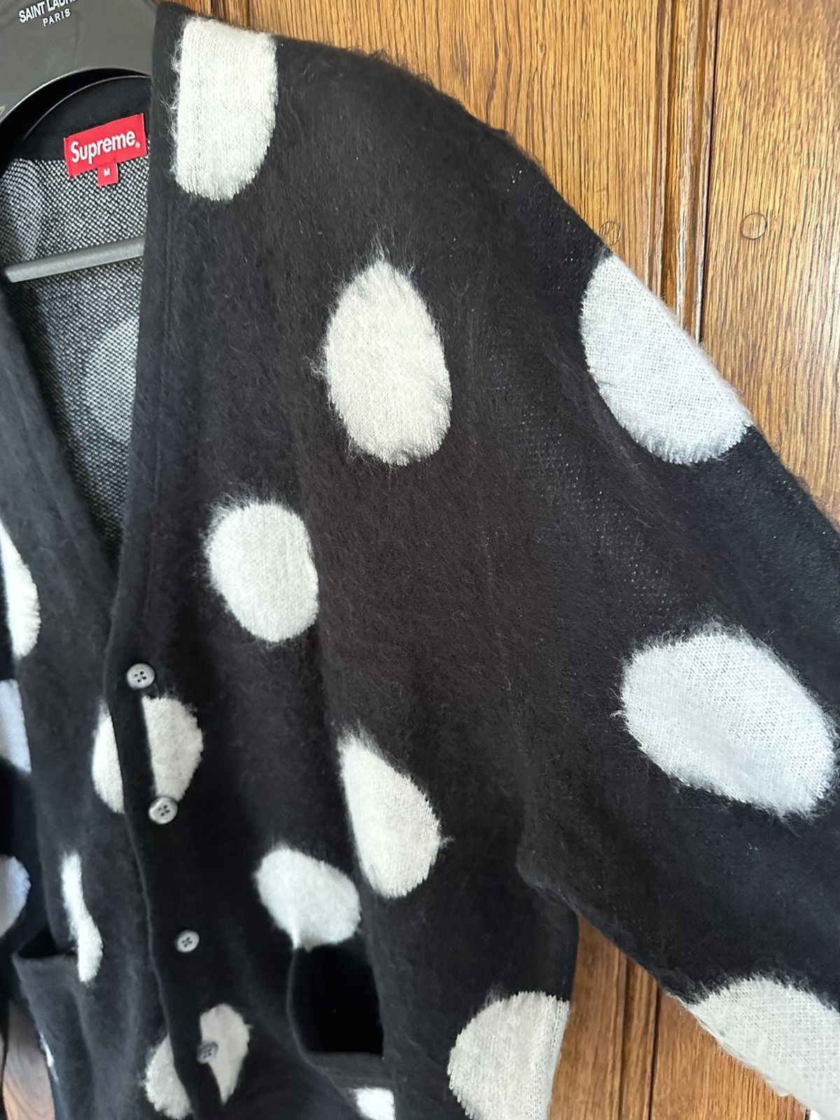 Supreme FW20 Supreme polka dot black white cardigan Brand new Size US M / EU 48-50 / 2 - 19 Thumbnail