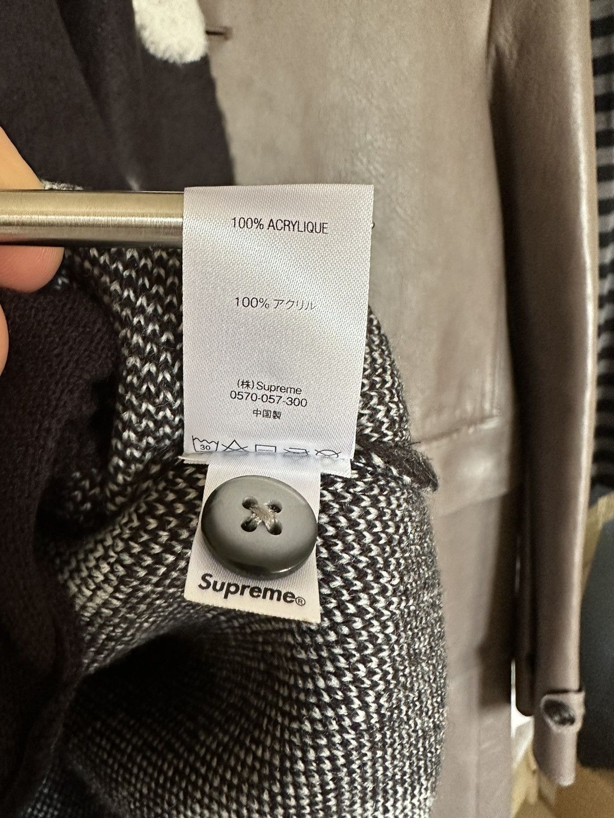 Supreme FW20 Supreme polka dot black white cardigan Brand new Size US M / EU 48-50 / 2 - 24 Thumbnail