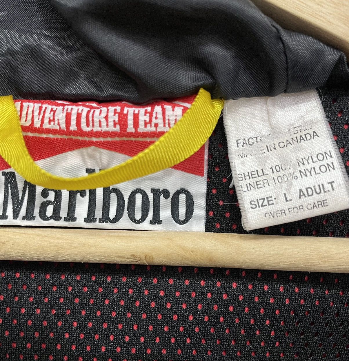 Marlboro Adventure Team 90’s MARLBORO ADVENTURE TEAM Nylon Parka Windbreaker Size US L / EU 52-54 / 3 - 10 Thumbnail
