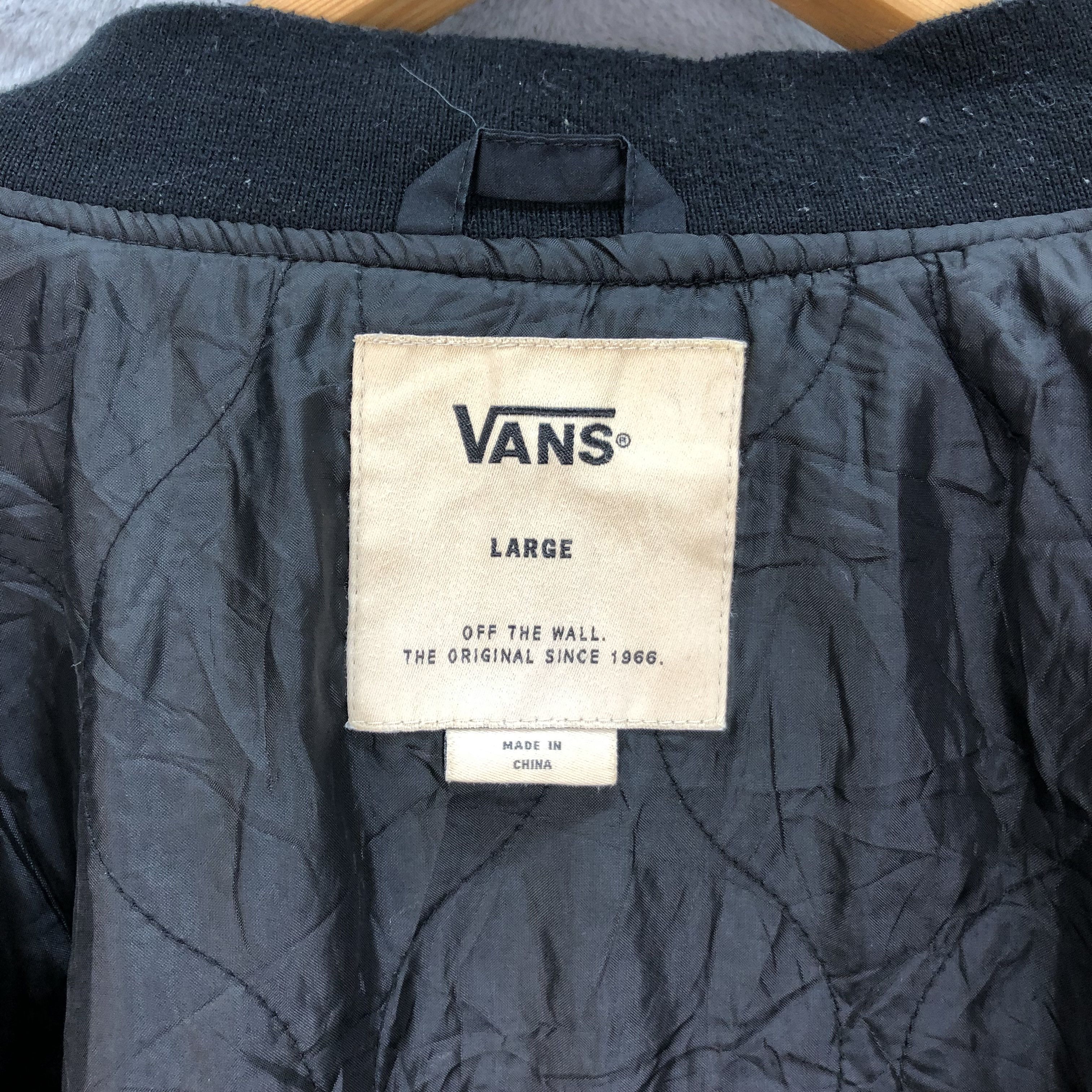 Vans Vans Off The Wall 2015 Bomber Jacket #4995-35 Size US L / EU 52-54 / 3 - 7 Thumbnail