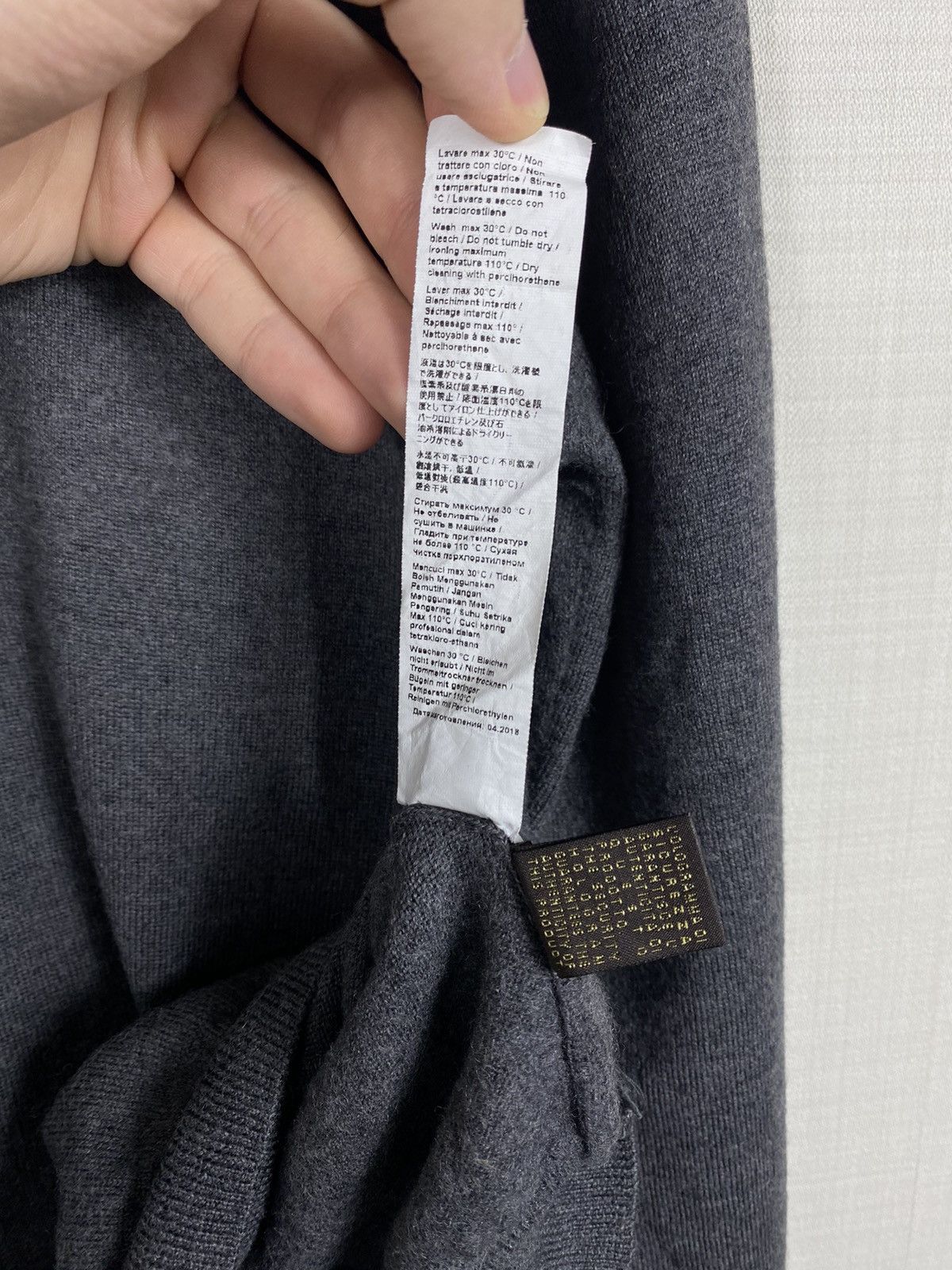 Roberto Cavalli × Vintage Roberto Cavalli Italy Long Sleeve Crewneck Sweater Logo Wool Size US M / EU 48-50 / 2 - 11 Thumbnail