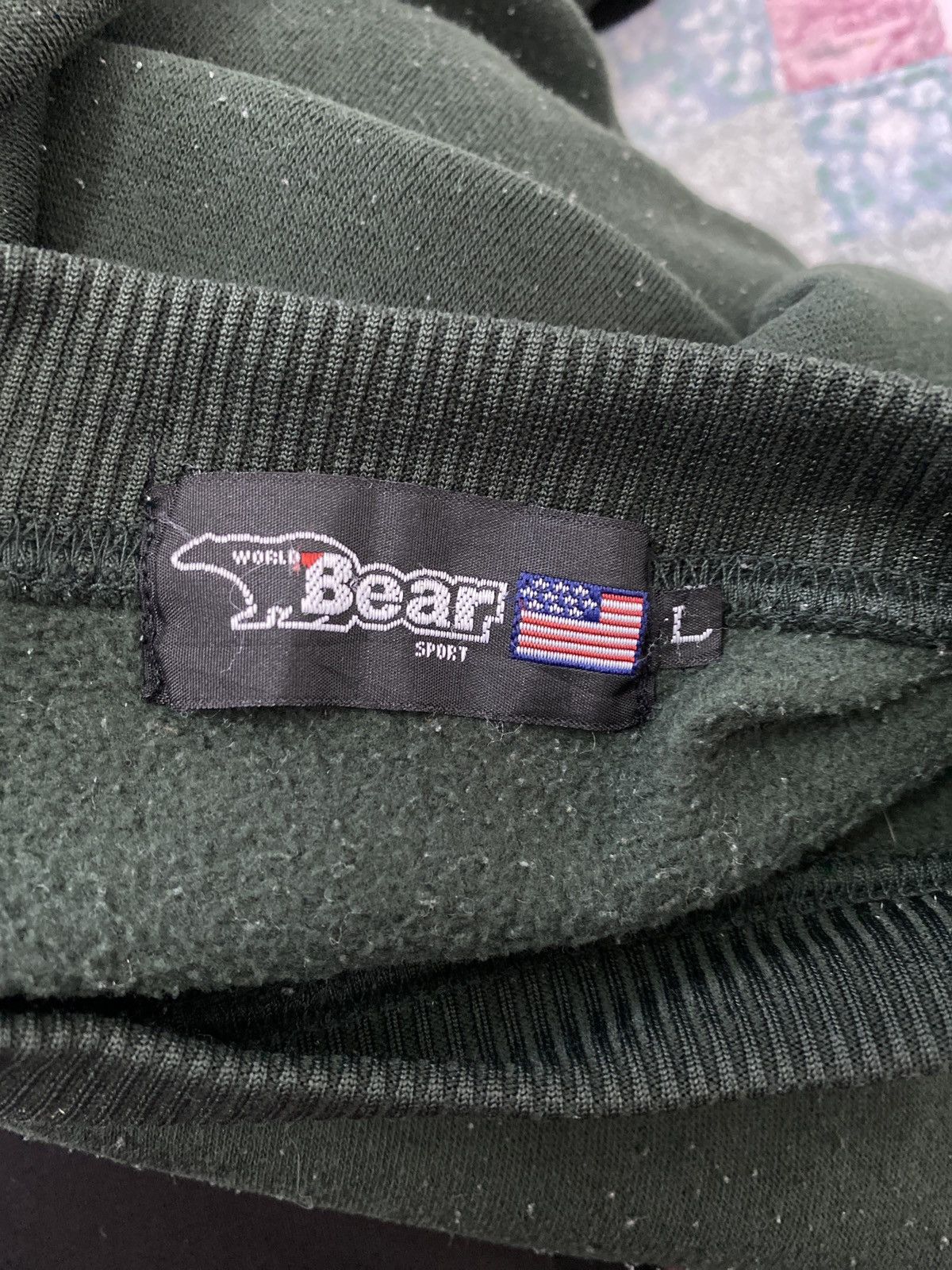 Vintage Vintage World Bear USA small logo sweatshirts Size US L / EU 52-54 / 3 - 6 Thumbnail