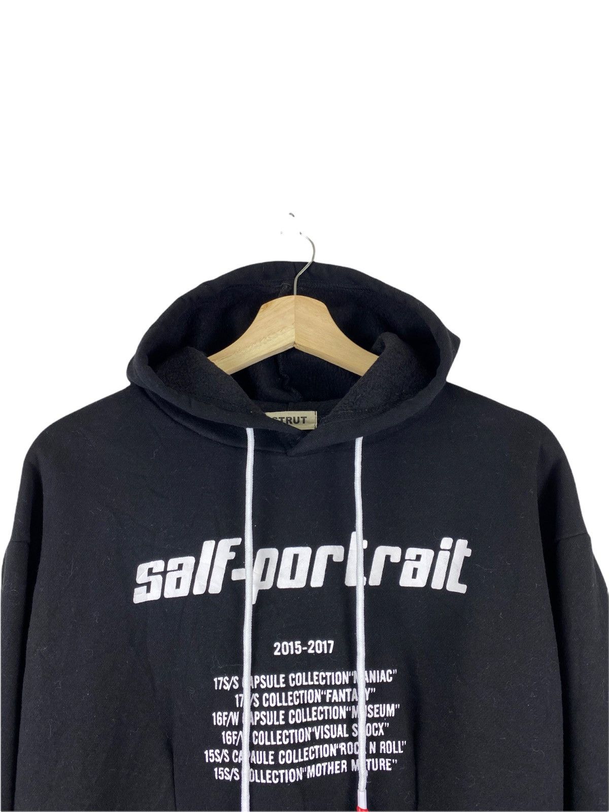 Japanese Brand 2015-2017 SALF-PORTRAIT CROPPED HOODIE Size US S / EU 44-46 / 1 - 2 Thumbnail