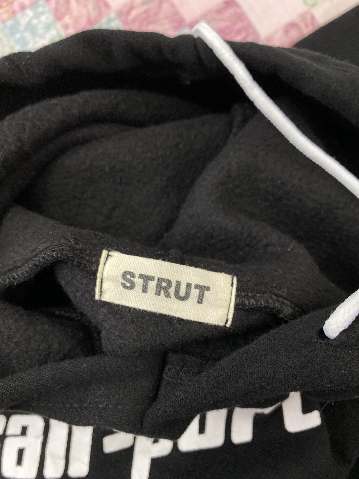 Japanese Brand 2015-2017 SALF-PORTRAIT CROPPED HOODIE Size US S / EU 44-46 / 1 - 7 Thumbnail