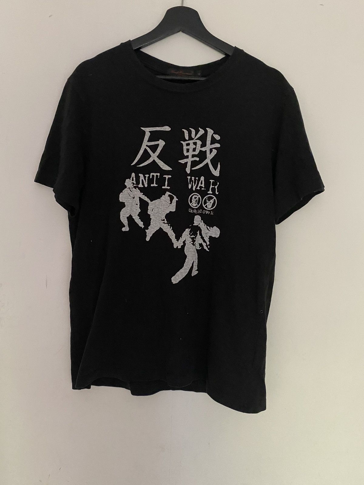 Undercover aw03 paperdoll „anti war“ tshirt M